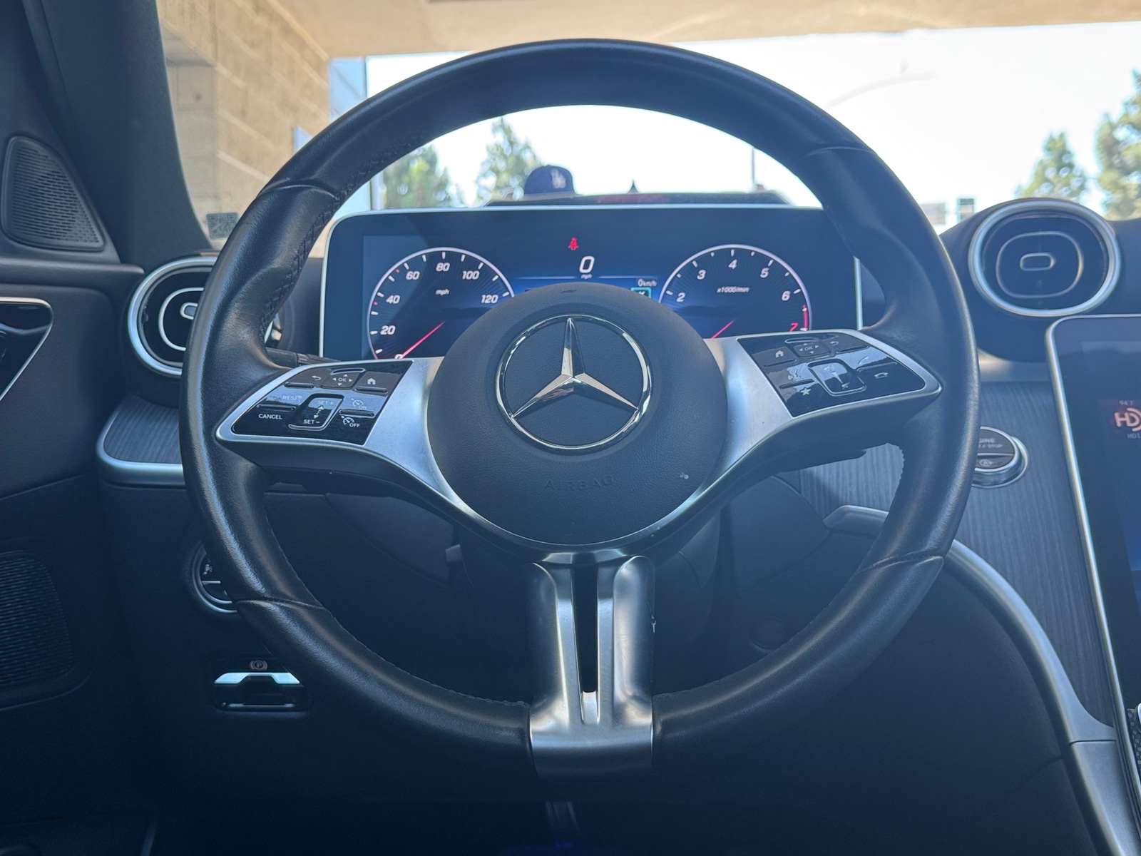 Thumbnail: 2024 Mercedes-Benz C-Class - 4