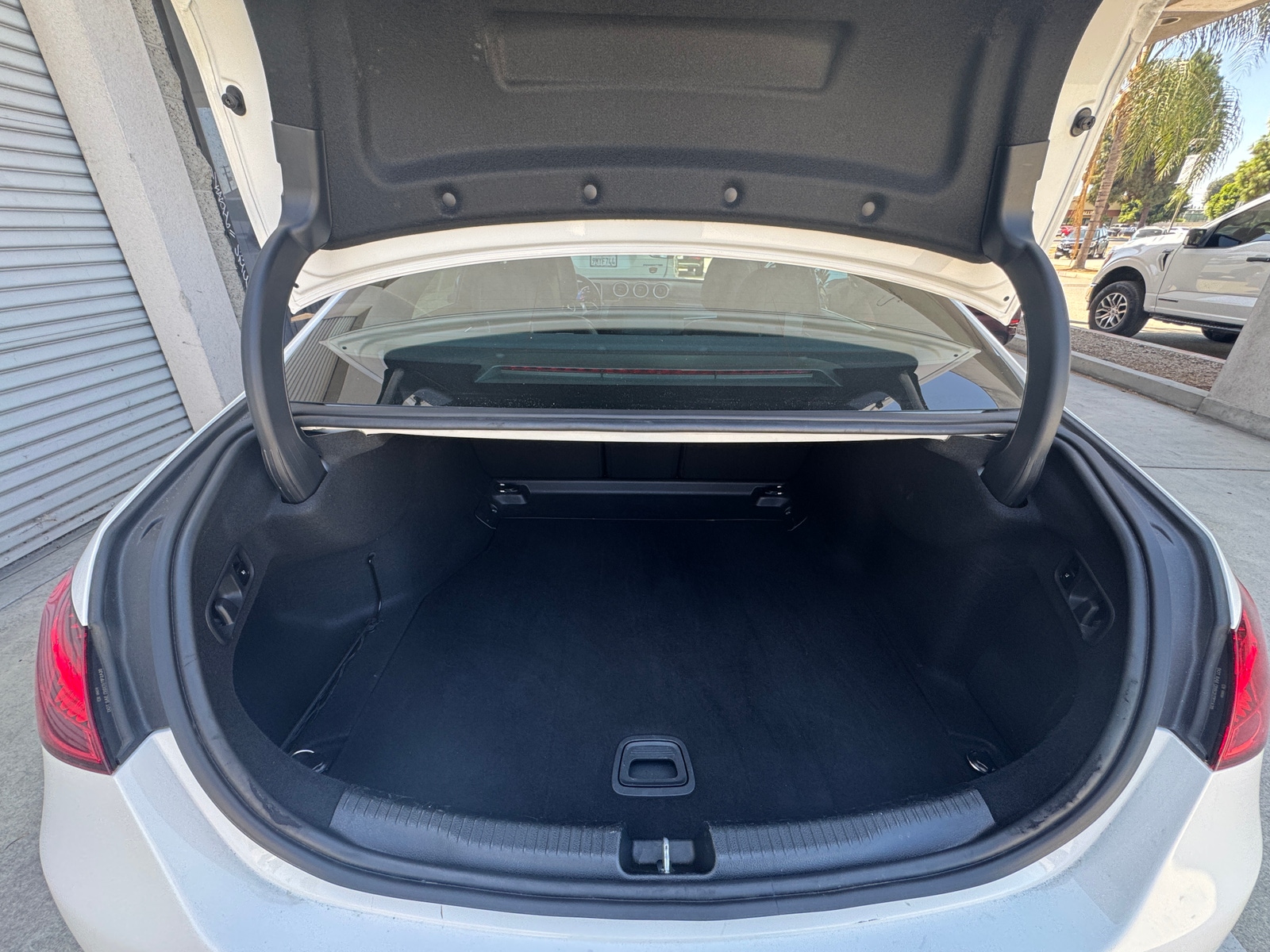 Thumbnail: 2024 Mercedes-Benz C-Class - 5