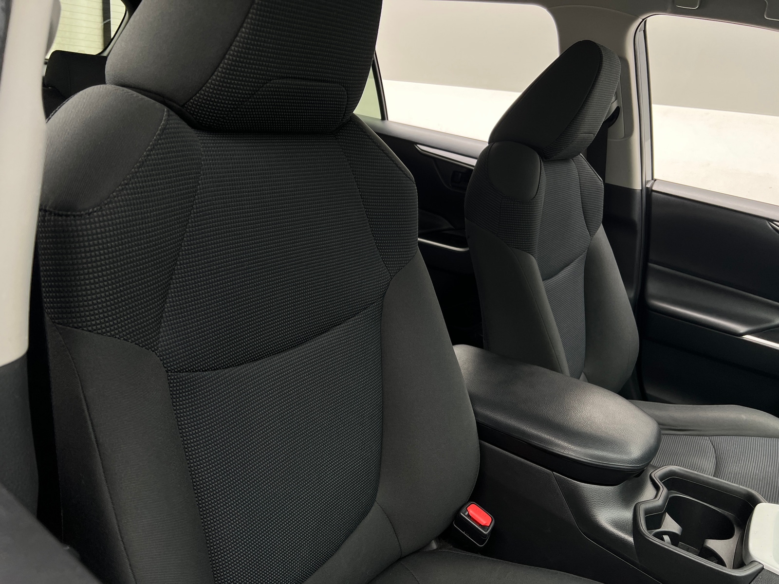 Thumbnail: 2019 Toyota RAV4 - 2