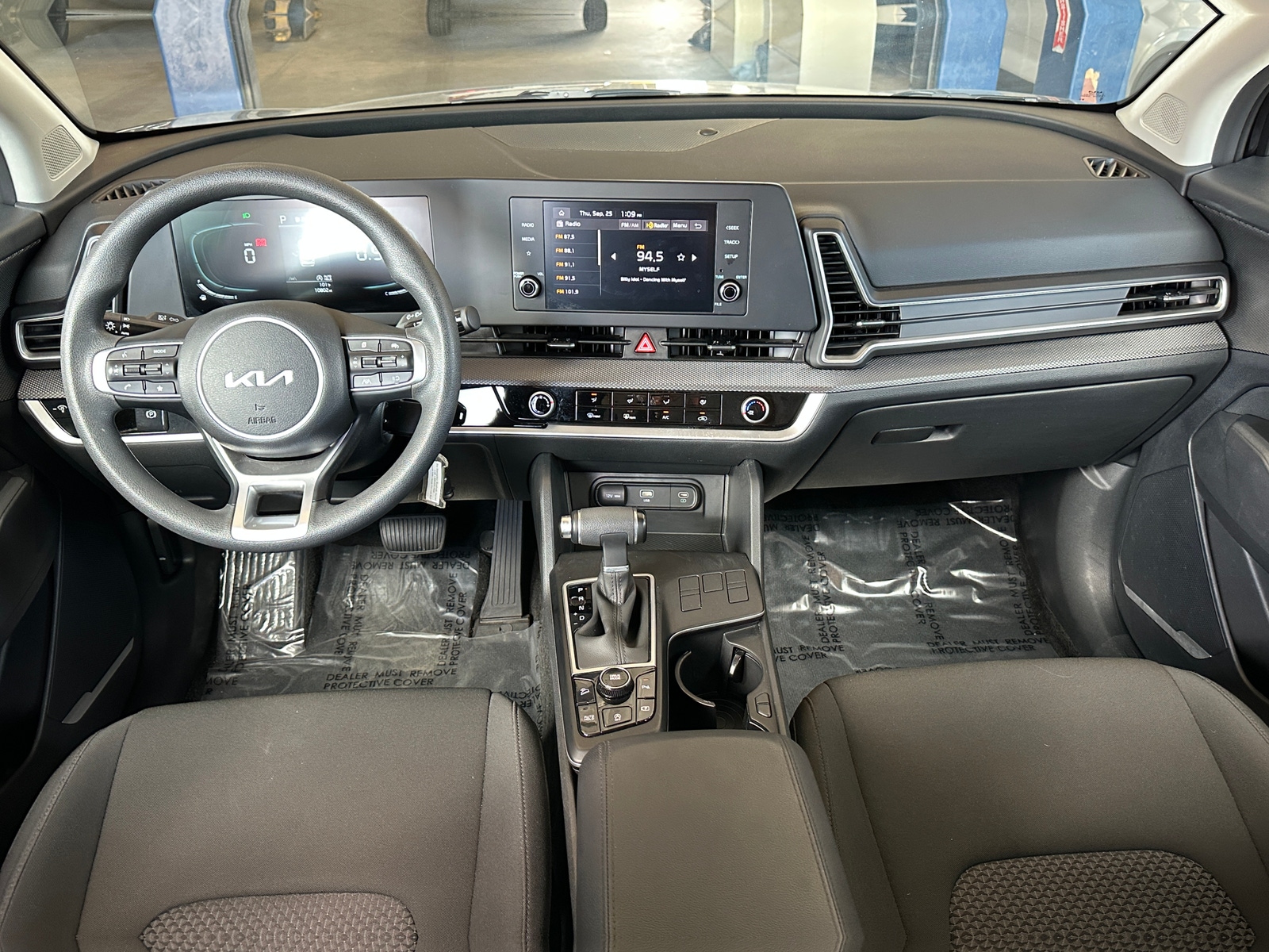 Thumbnail: 2025 Kia Sportage - 3