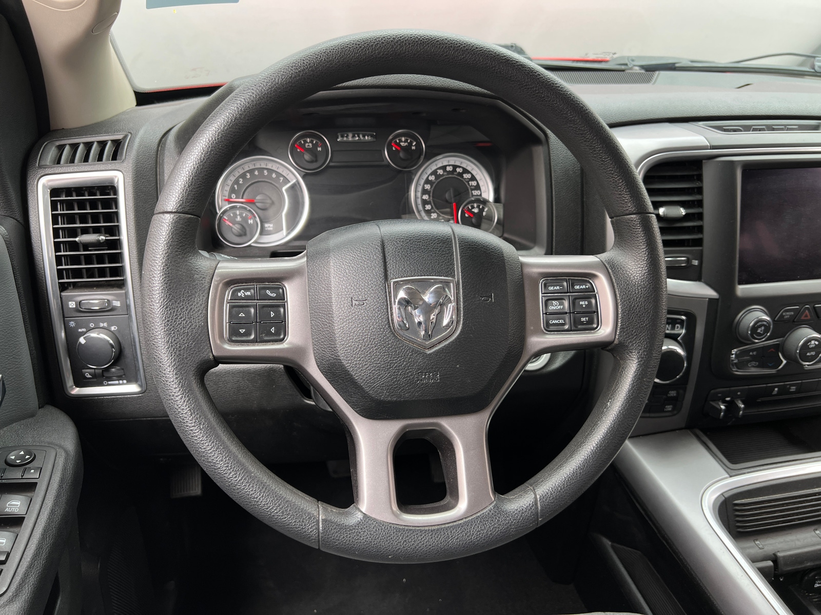 Thumbnail: 2023 RAM 1500 Classic - 5