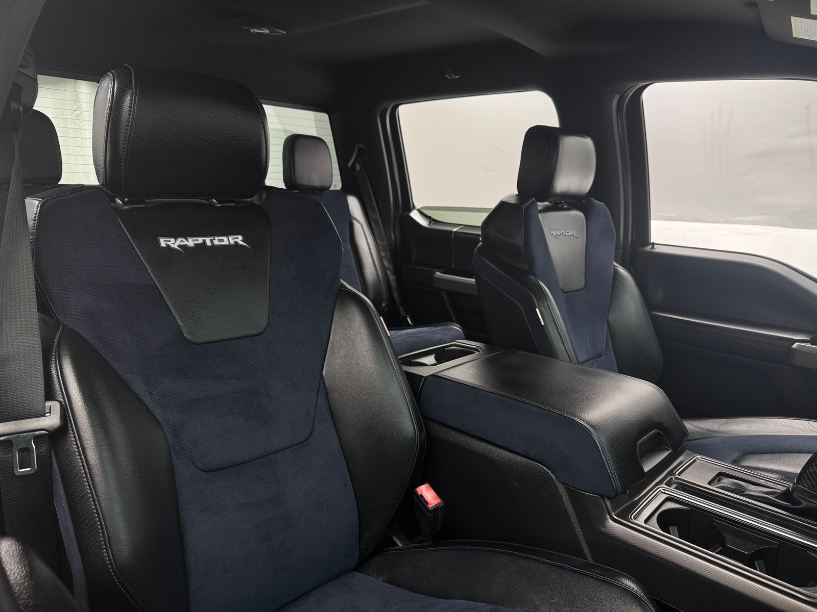 Thumbnail: 2019 Ford Econoline - 2