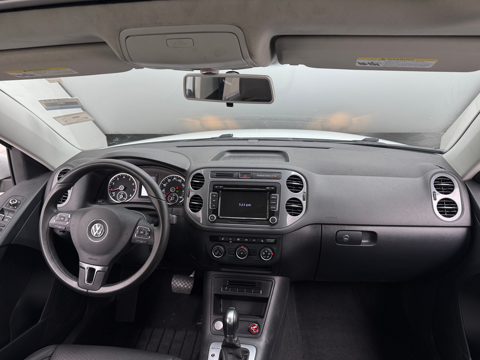 Thumbnail: 2015 Volkswagen Tiguan - 3
