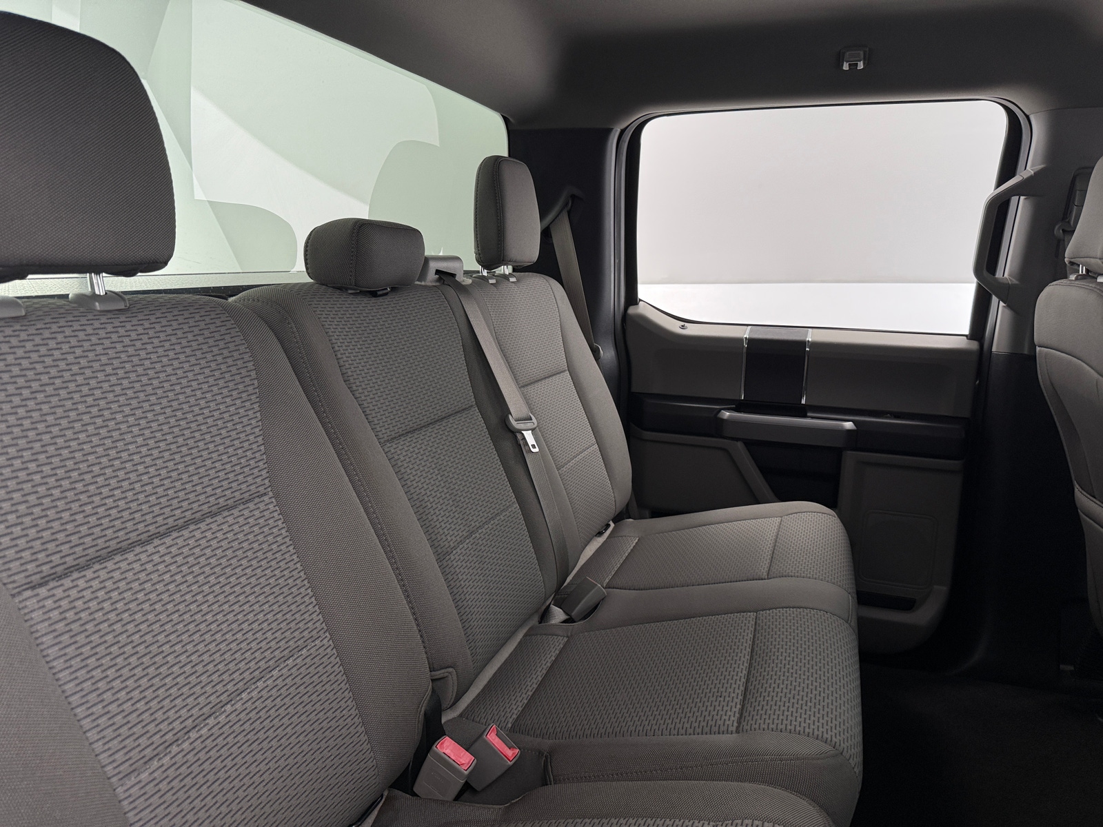 Thumbnail: 2019 Ford Econoline - 6
