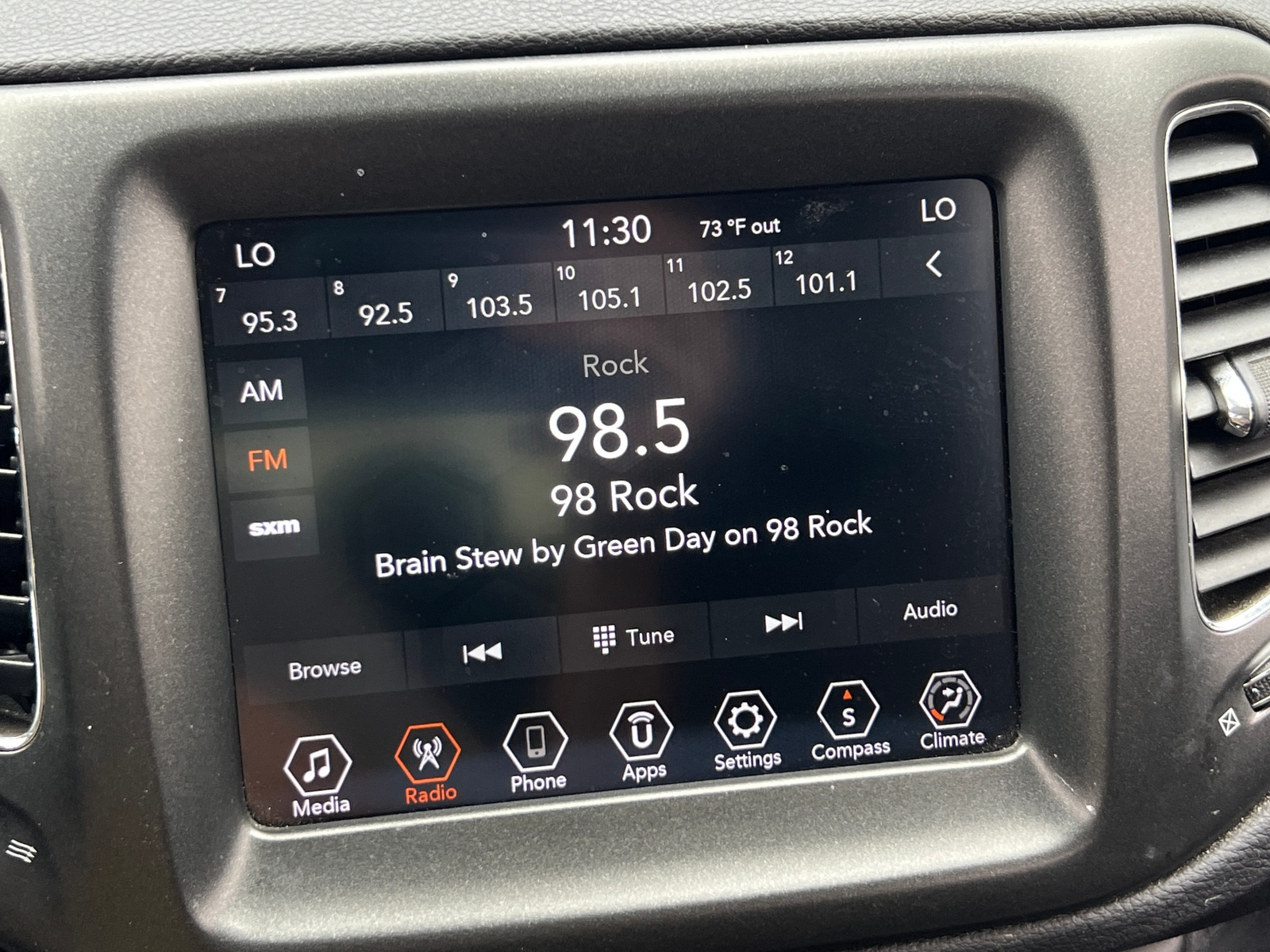 Thumbnail: 2019 Jeep Compass - 3
