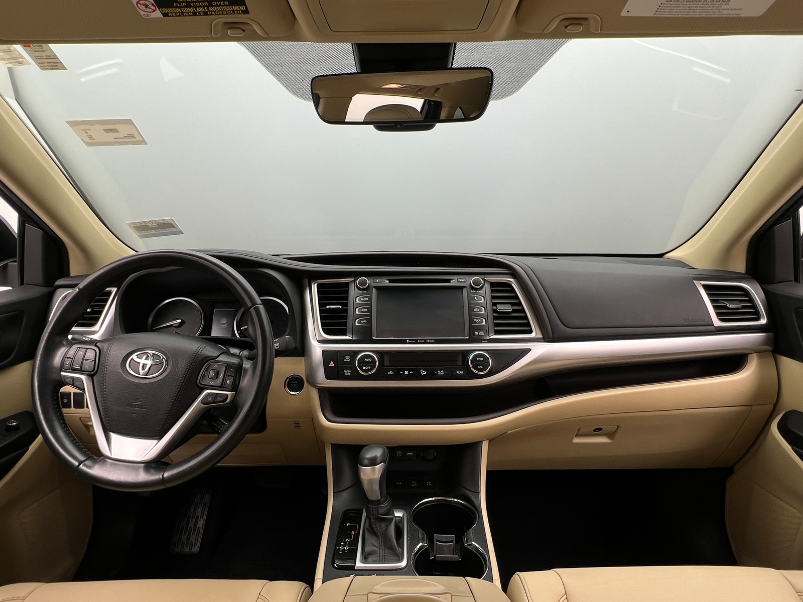 Thumbnail: 2019 Toyota Highlander - 2