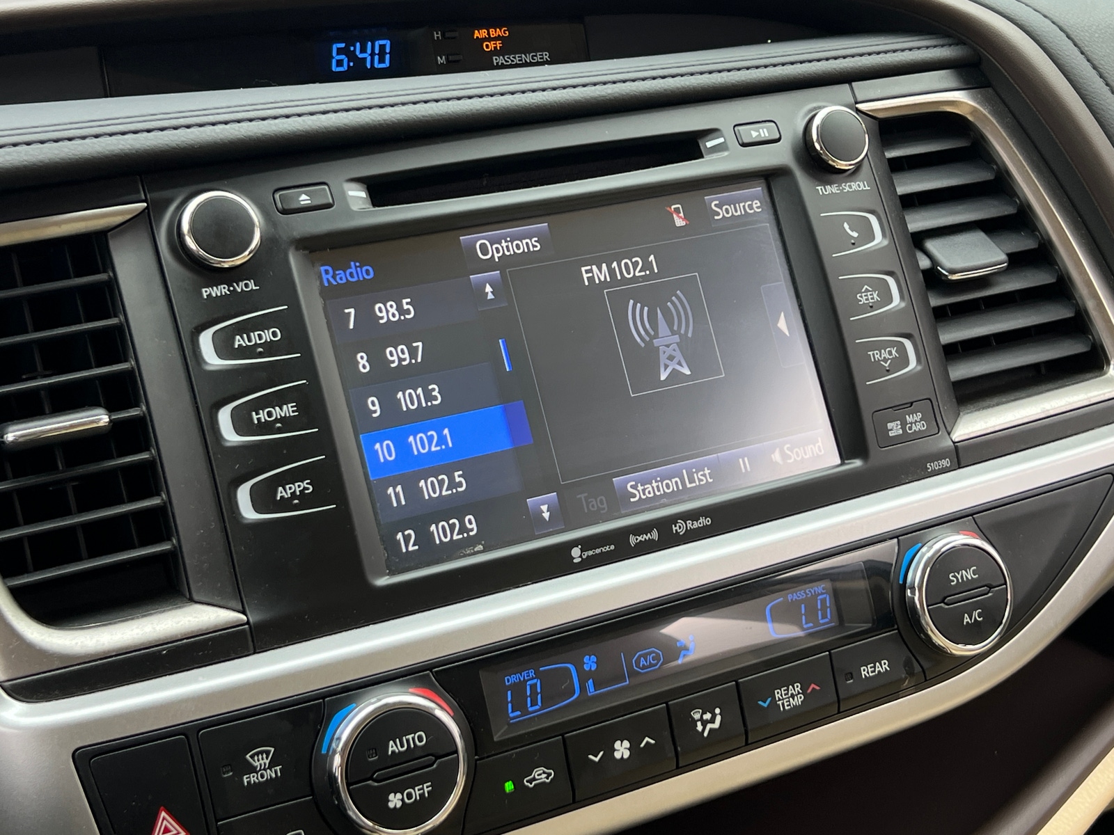 Thumbnail: 2019 Toyota Highlander - 3