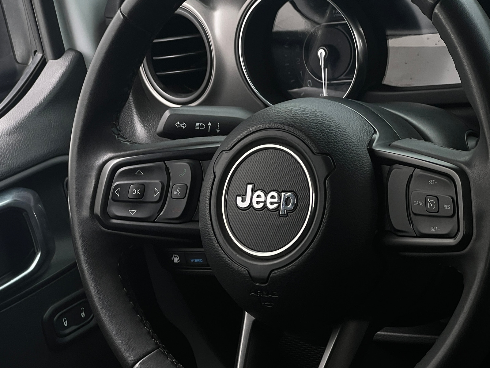 Thumbnail: 2023 Jeep Wrangler - 5