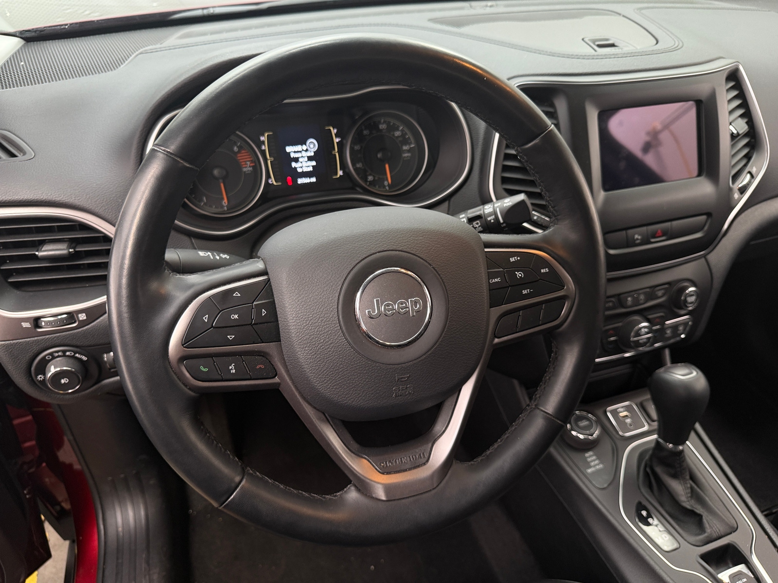 Thumbnail: 2020 Jeep Cherokee - 4