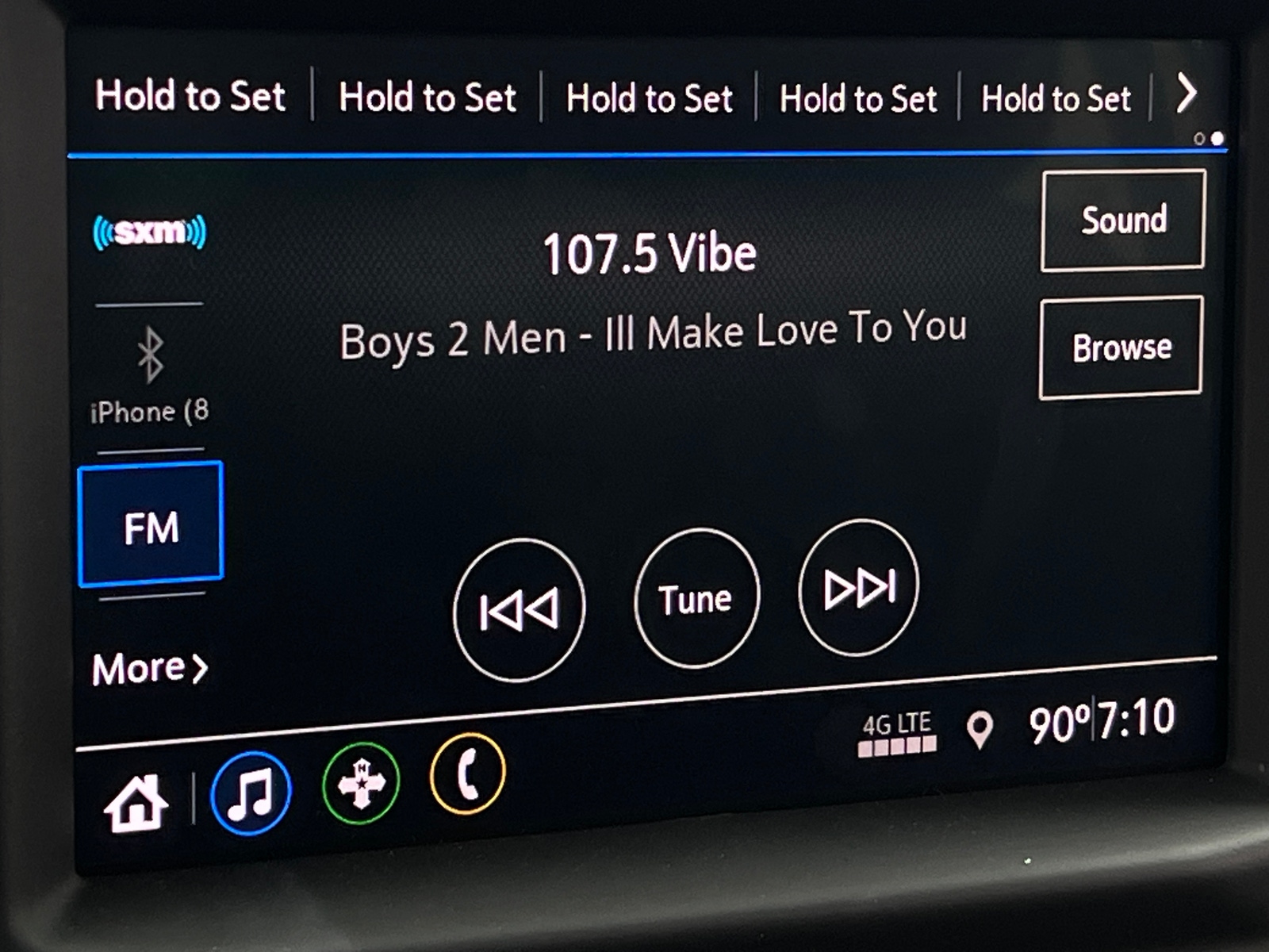 Thumbnail: 2021 Chevrolet Silverado 1500 - 4