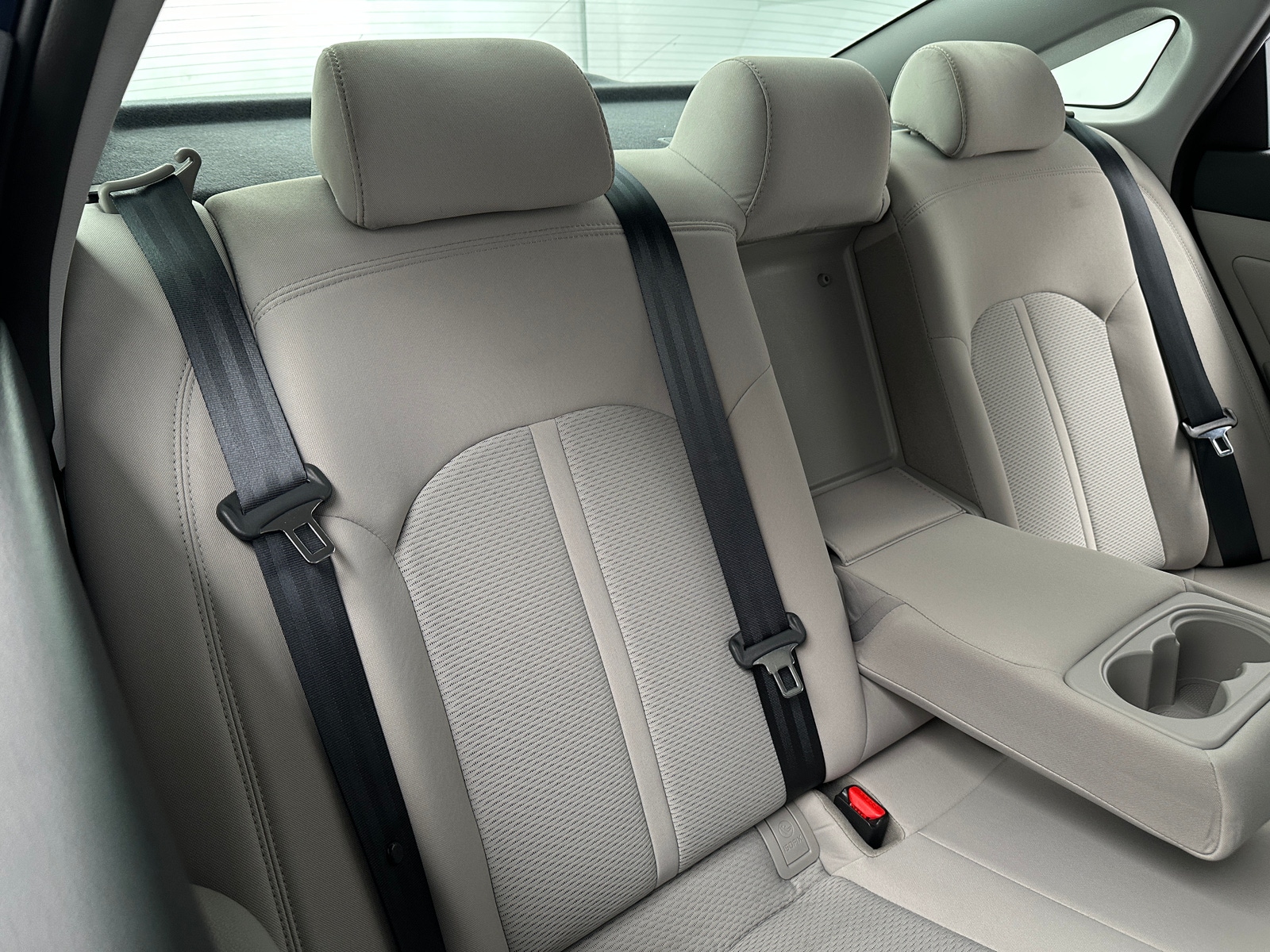 Thumbnail: 2016 Hyundai Sonata - 6