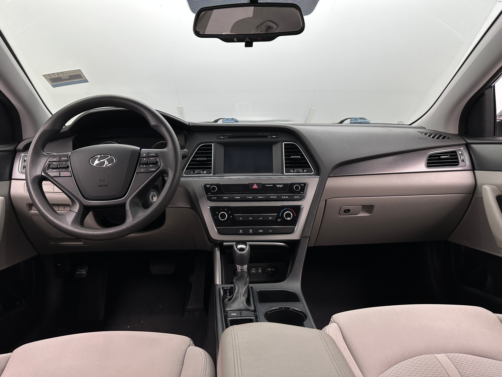 Thumbnail: 2016 Hyundai Sonata - 3
