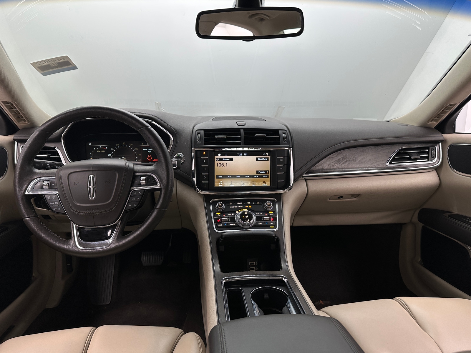 Thumbnail: 2017 Lincoln Continental - 2
