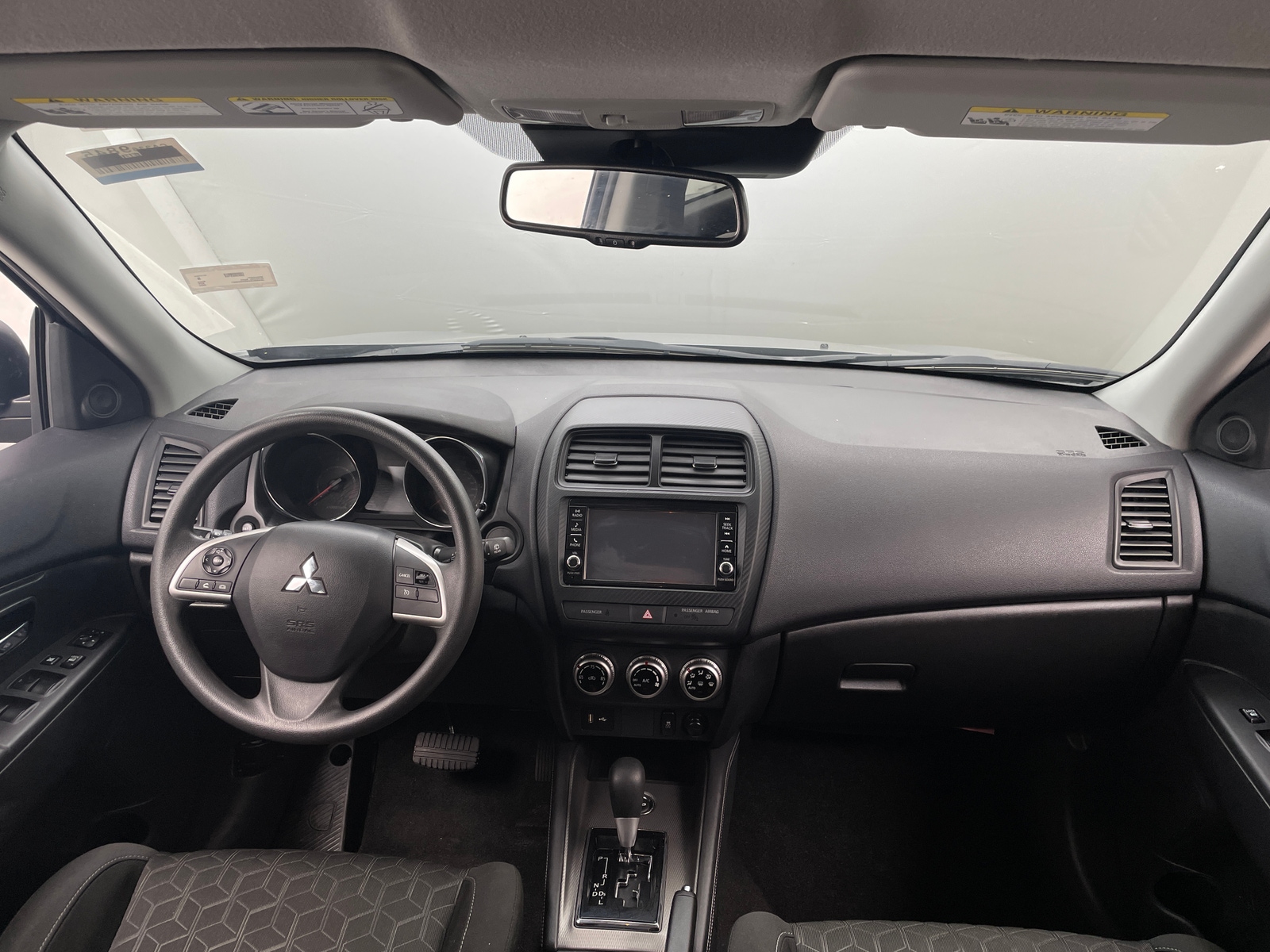 Thumbnail: 2024 Mitsubishi Outlander Sport - 3