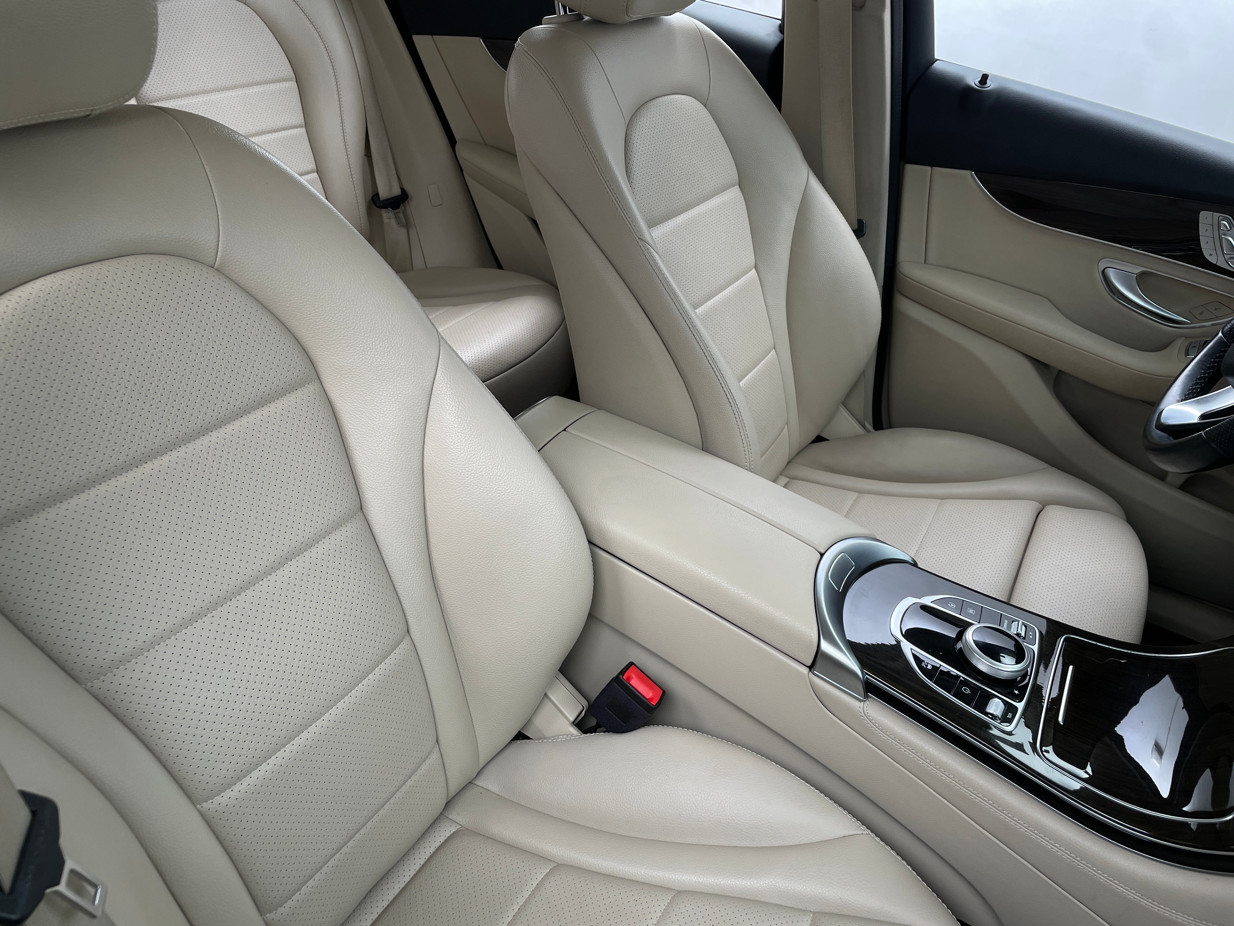 2019 Mercedes-Benz GLC