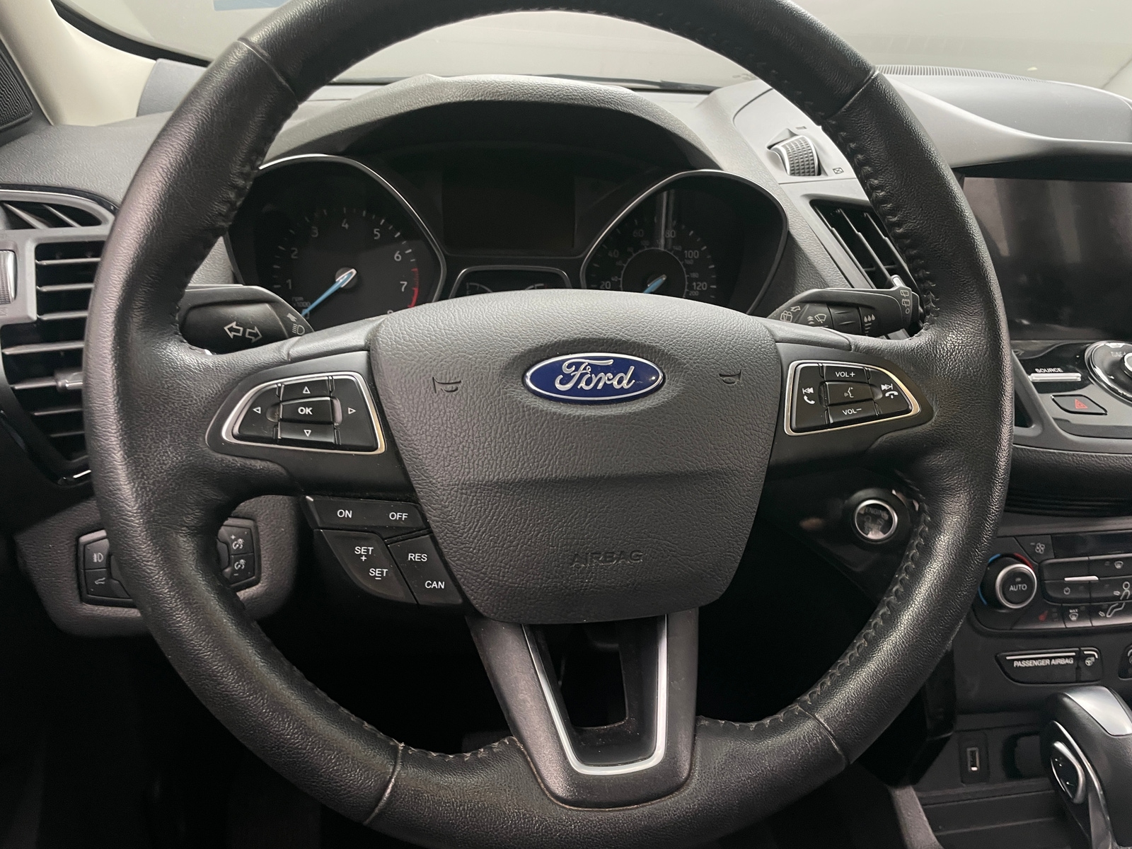 Thumbnail: 2019 Ford Escape - 4