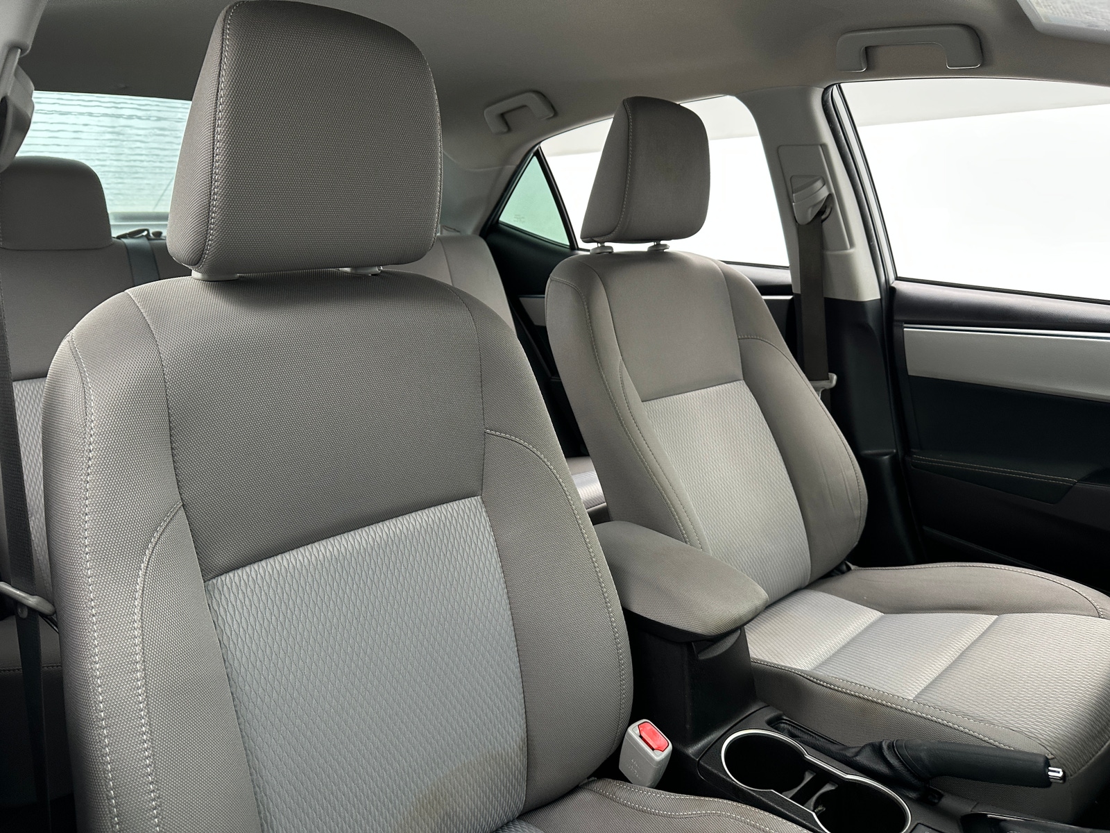 Thumbnail: 2016 Toyota Corolla - 2