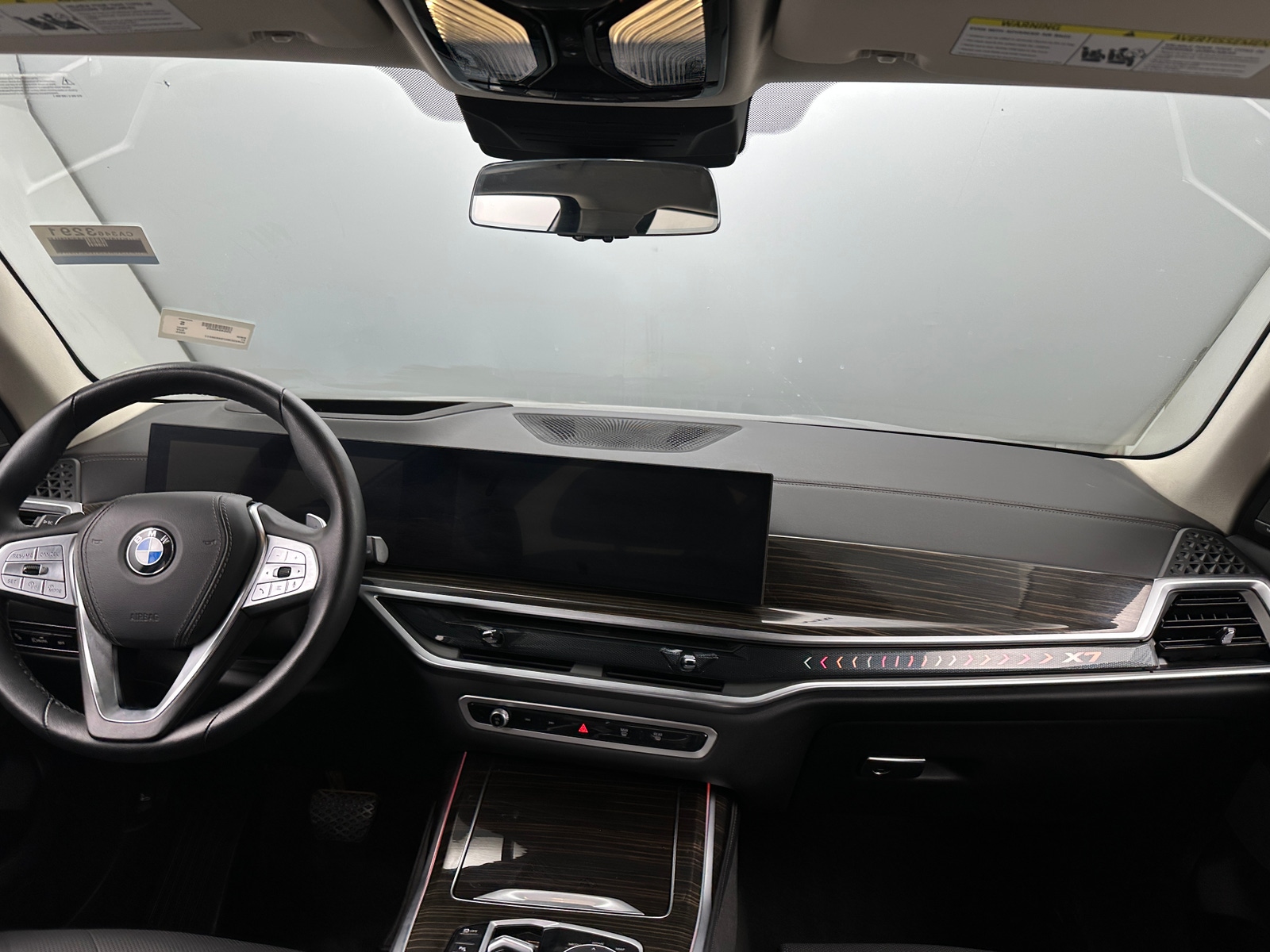 Thumbnail: 2025 BMW X7 - 2