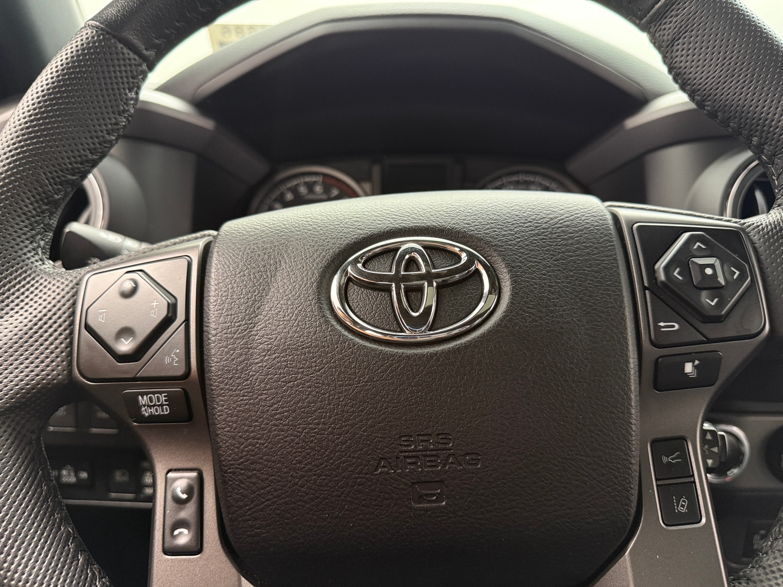 Thumbnail: 2021 Toyota Tacoma - 5