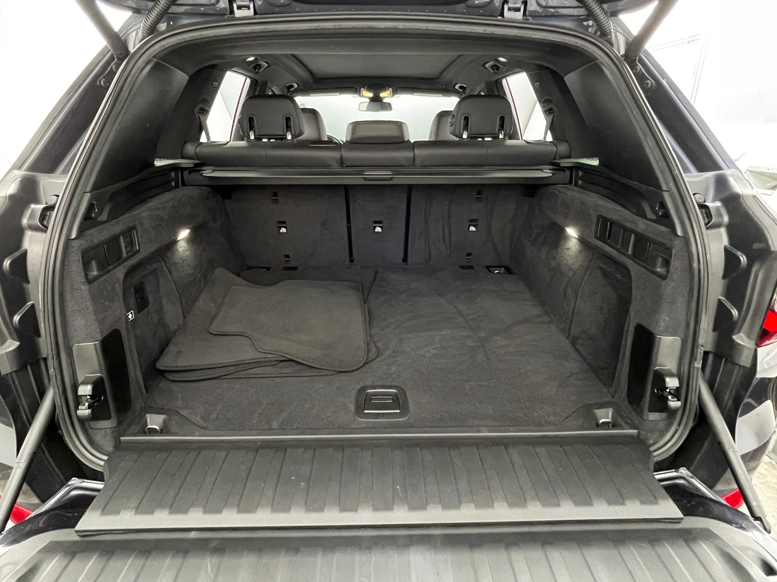 Thumbnail: 2019 BMW X5 - 6