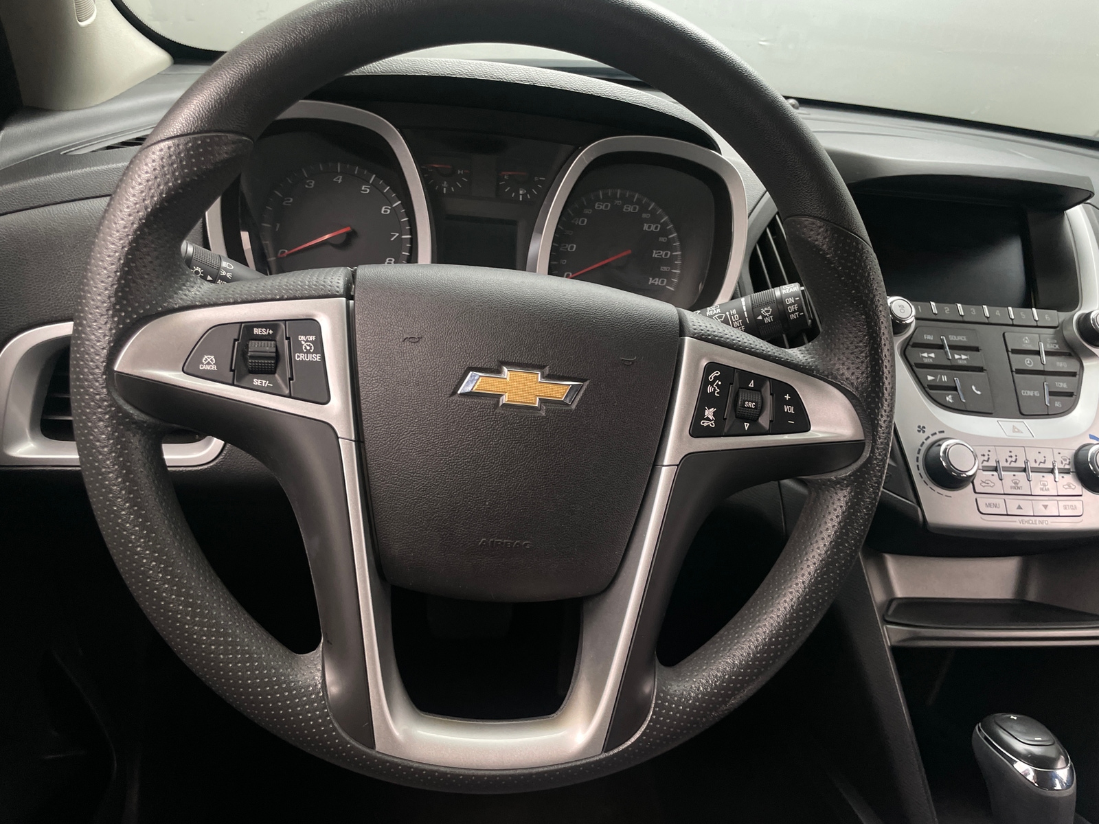 Thumbnail: 2017 Chevrolet Equinox - 5