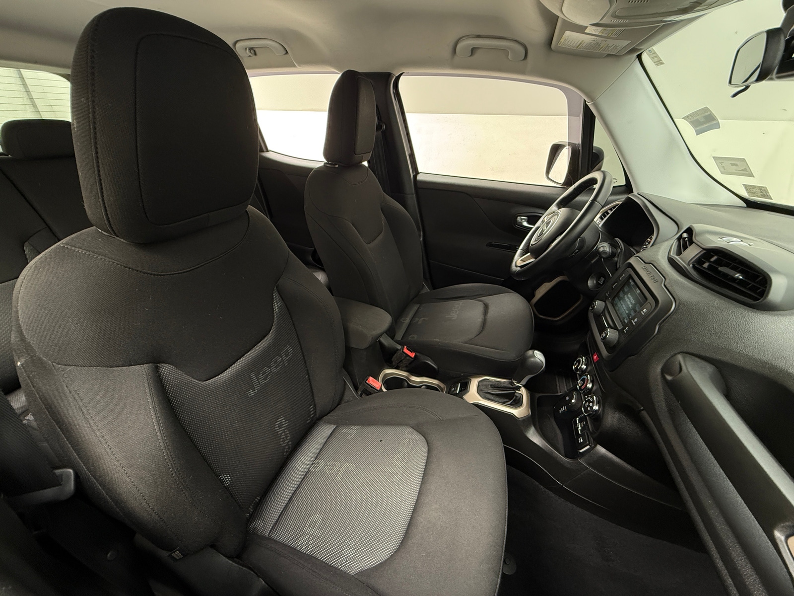 Thumbnail: 2017 Jeep Renegade - 2