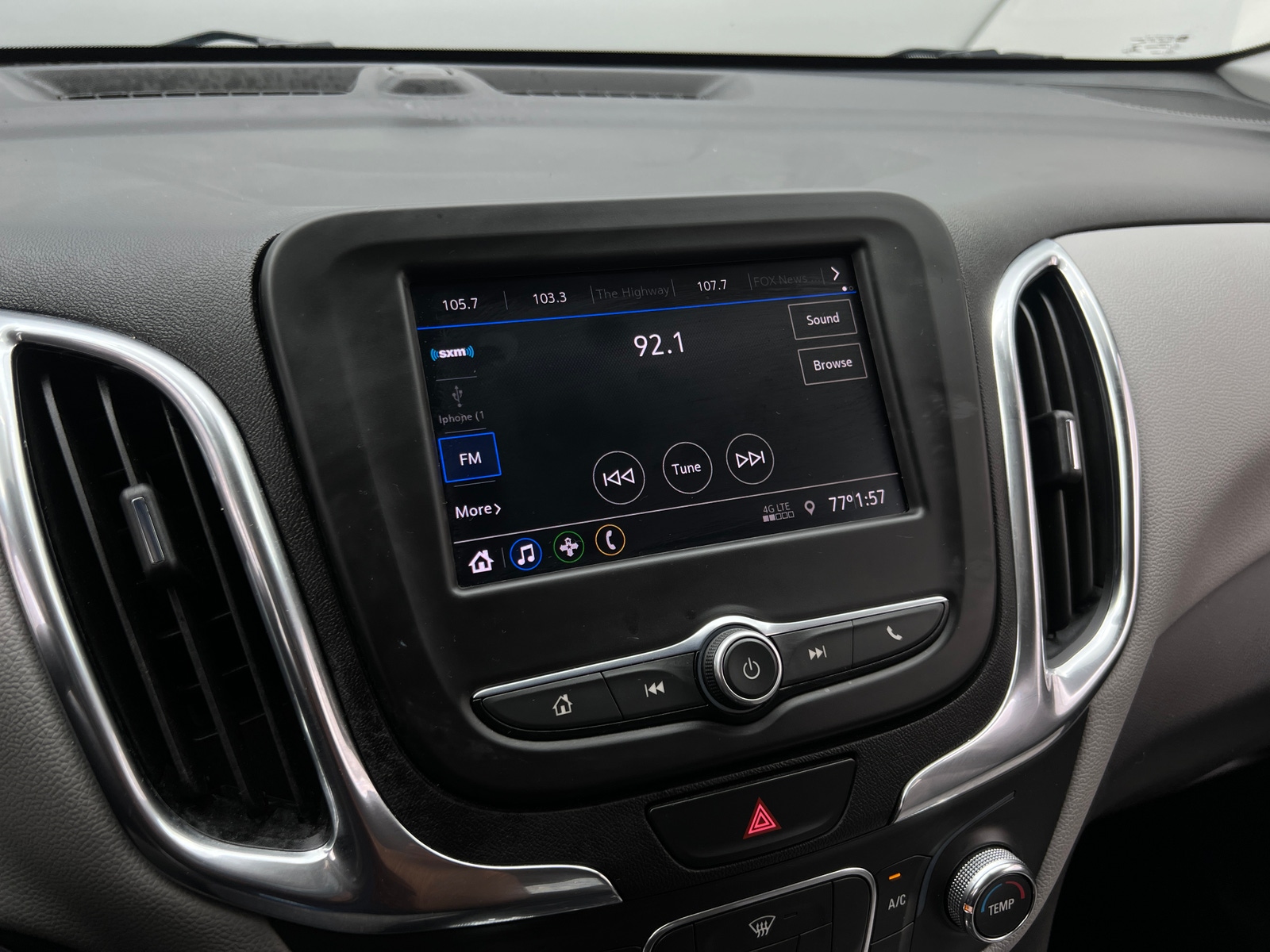 Thumbnail: 2020 Chevrolet Equinox - 4