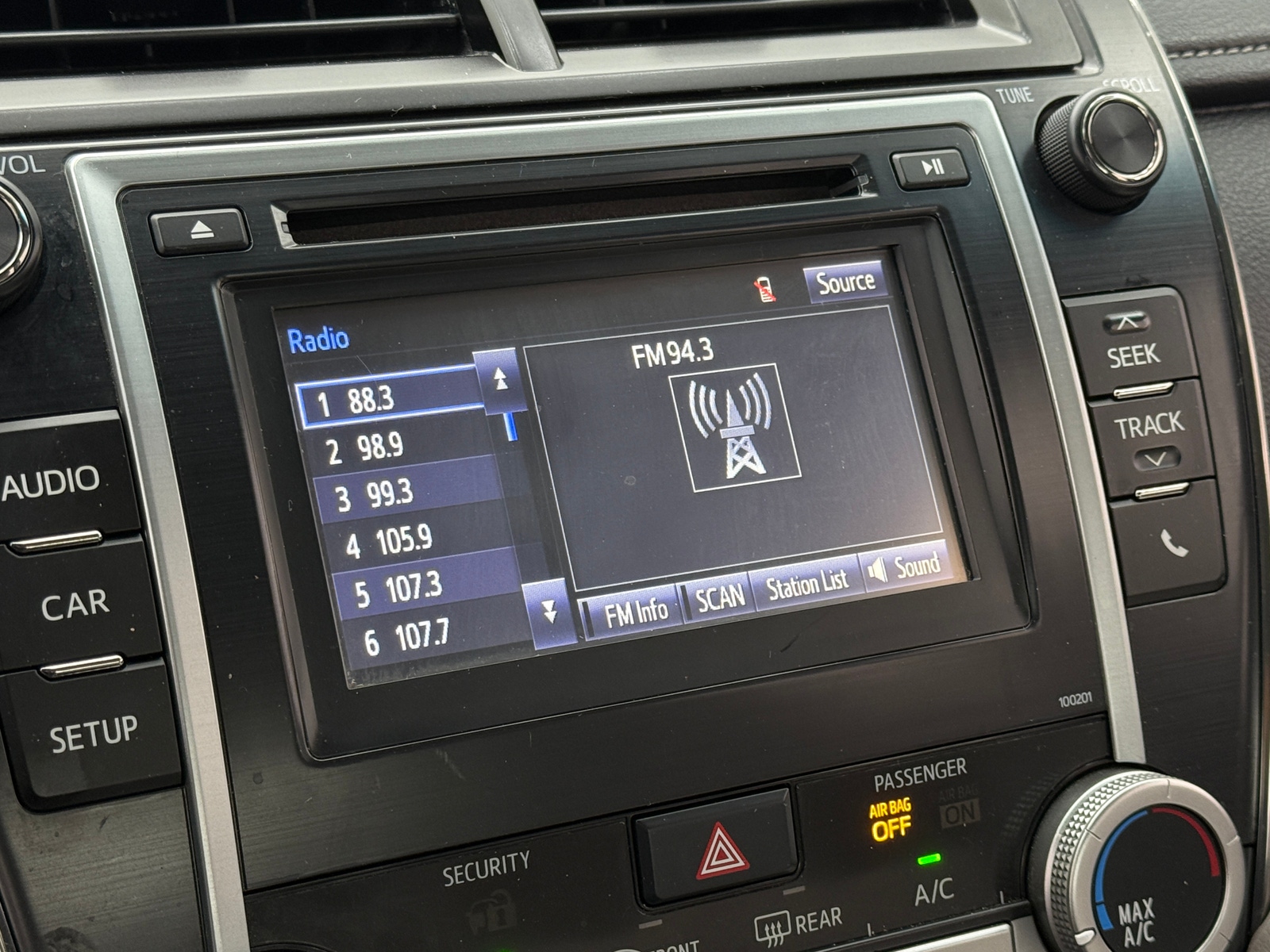 Thumbnail: 2014 Toyota Camry - 4