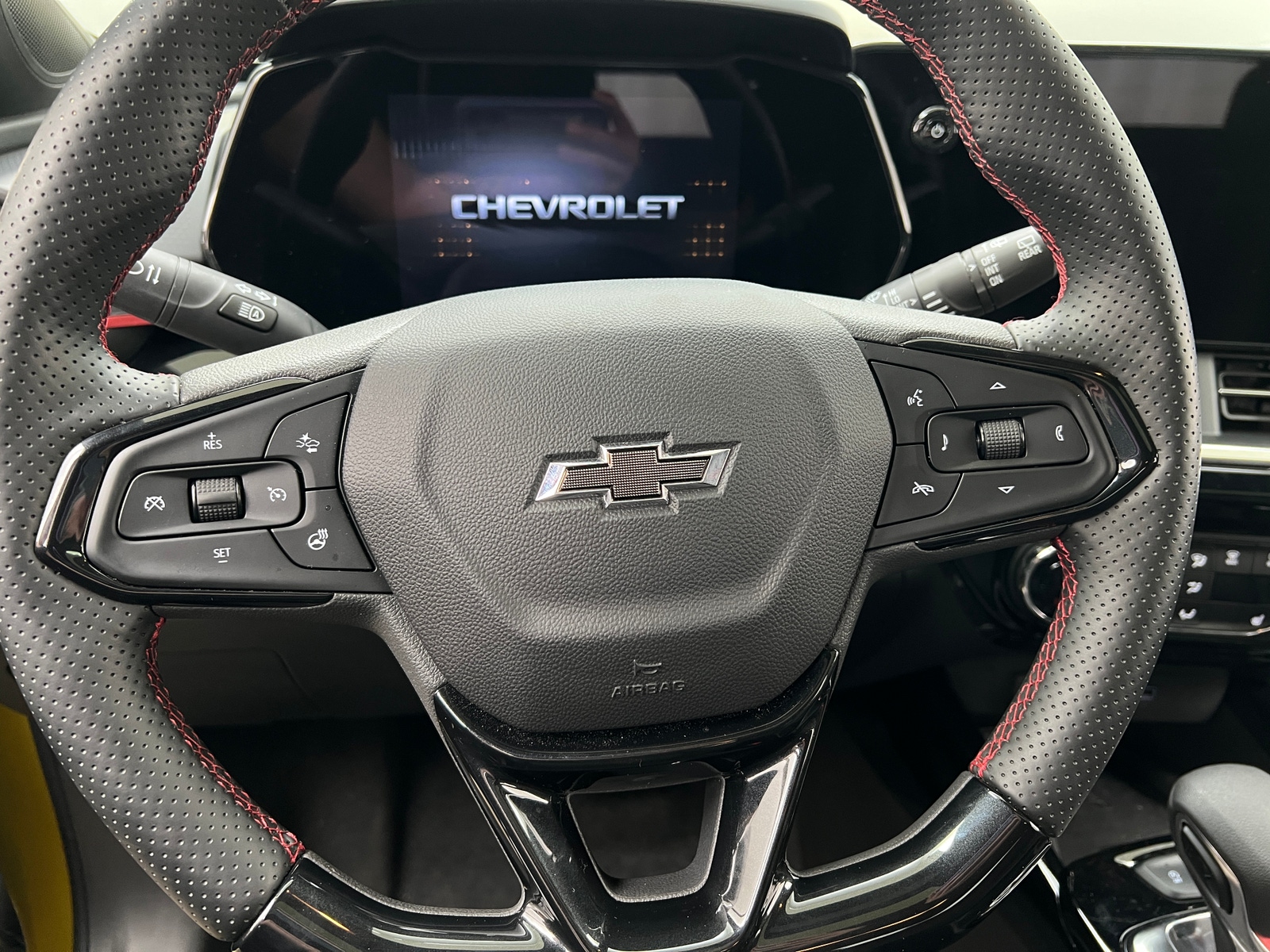 Thumbnail: 2025 Chevrolet Trax - 4