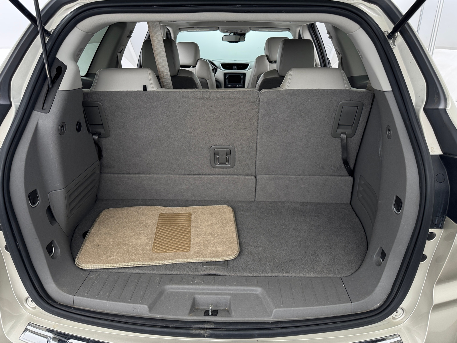 Thumbnail: 2015 Chevrolet Traverse - 6