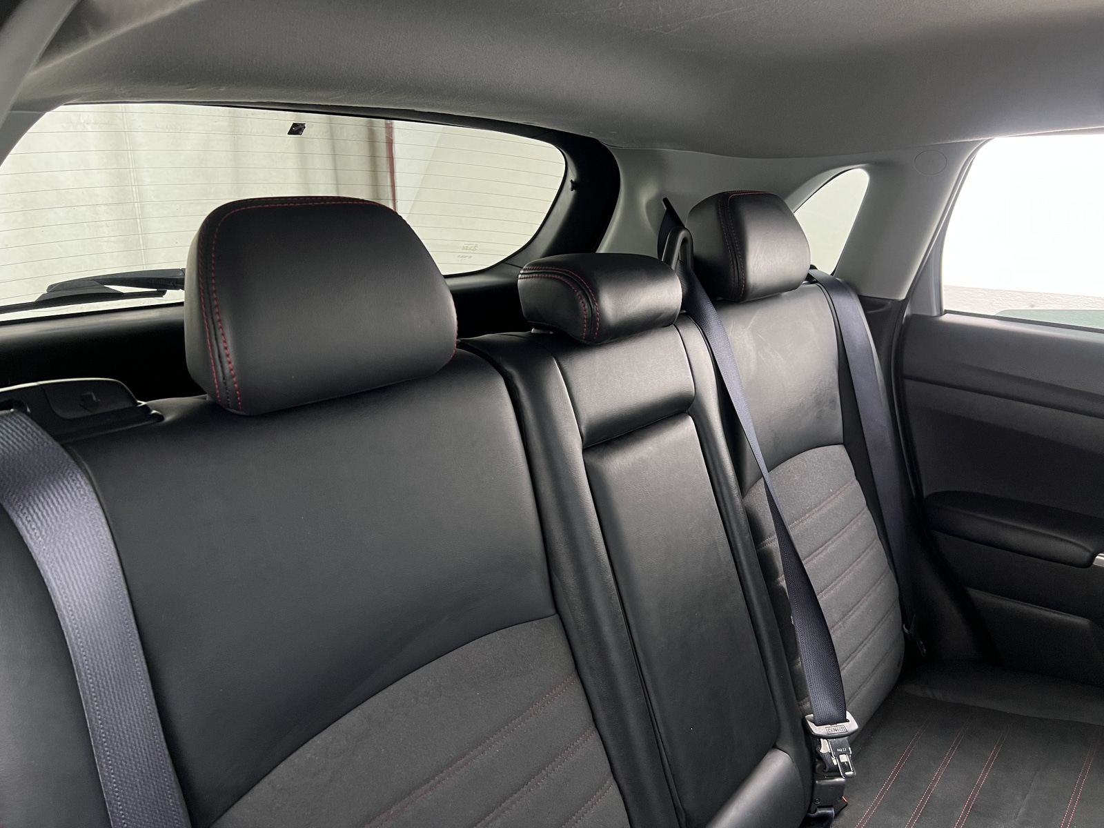 Thumbnail: 2023 Mitsubishi Outlander Sport - 6