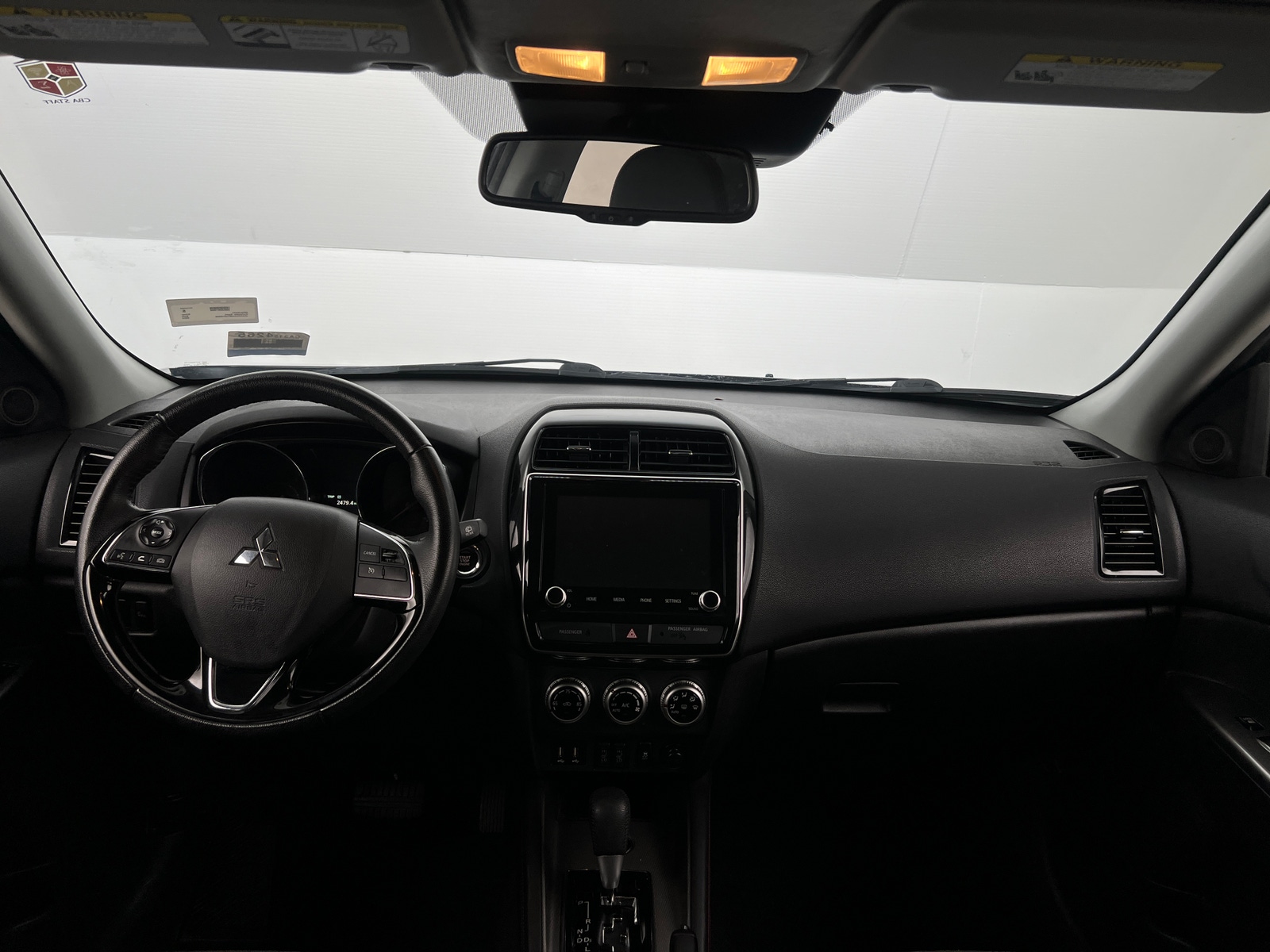 Thumbnail: 2023 Mitsubishi Outlander Sport - 3