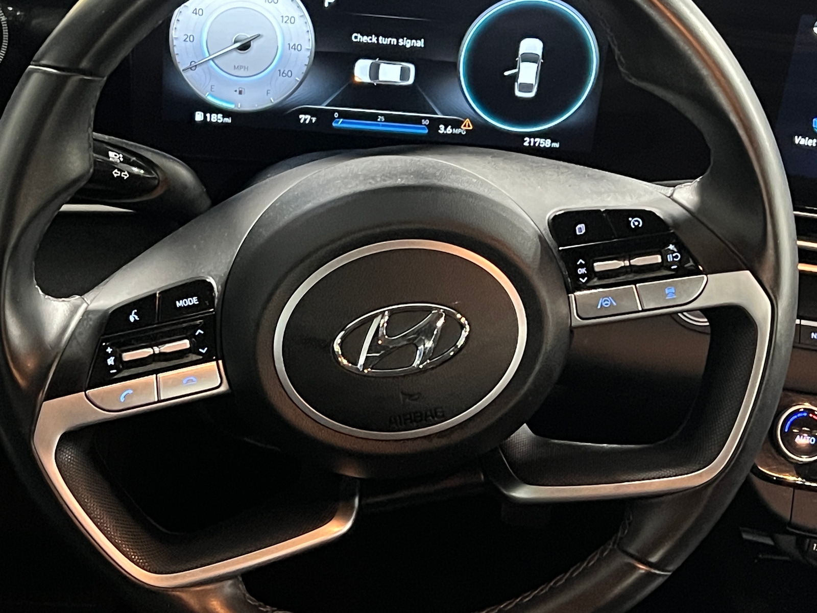 Thumbnail: 2023 Hyundai Elantra - 5