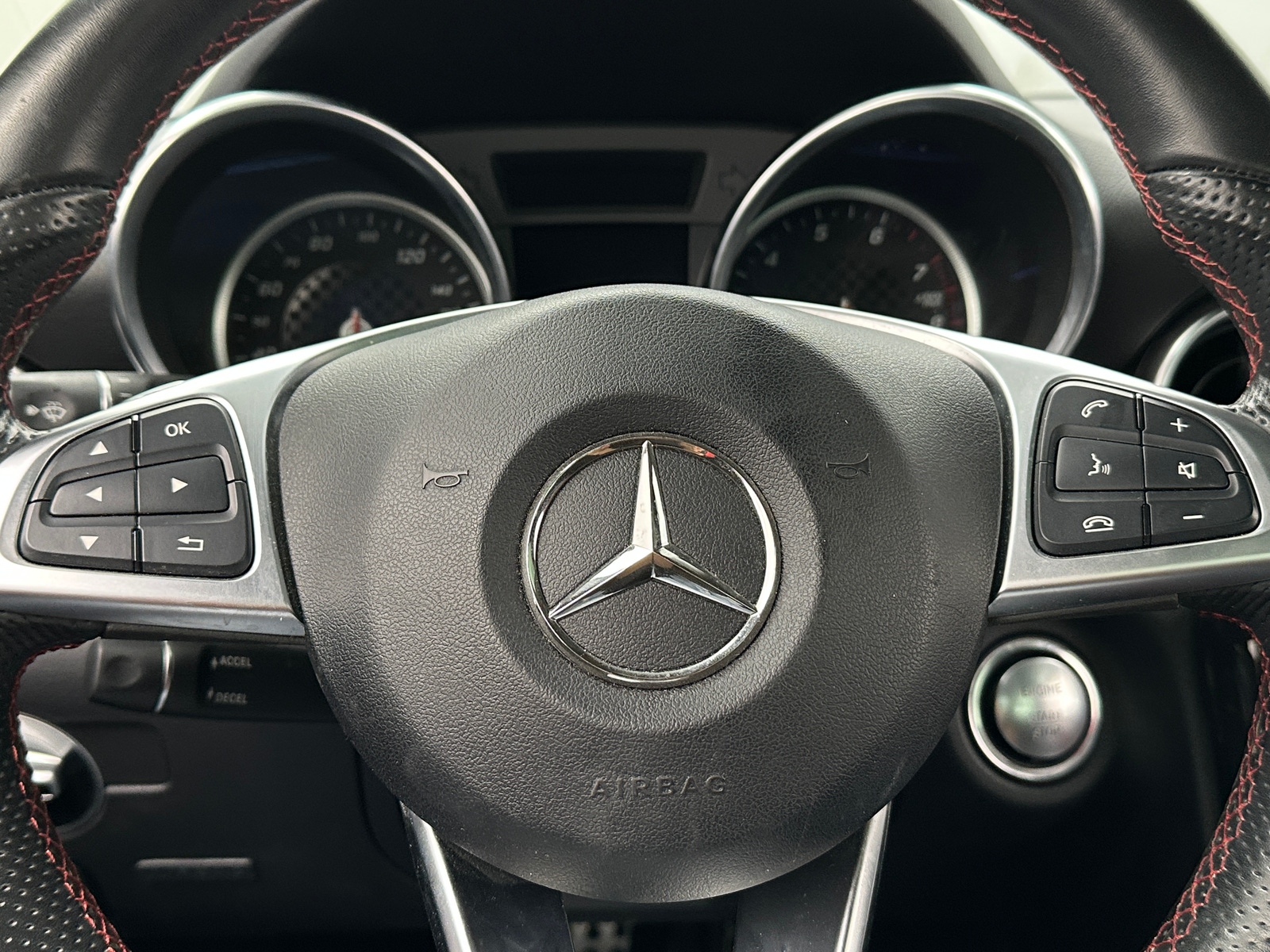 Thumbnail: 2019 Mercedes-Benz SLC - 4