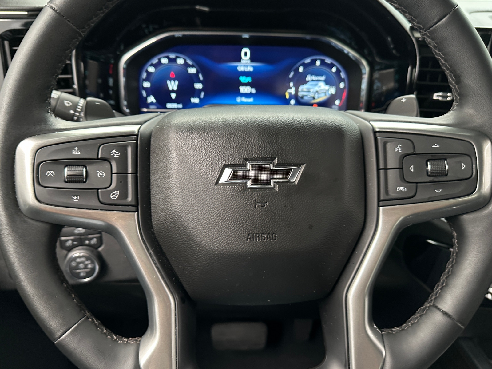 Thumbnail: 2023 Chevrolet Silverado 1500 - 5