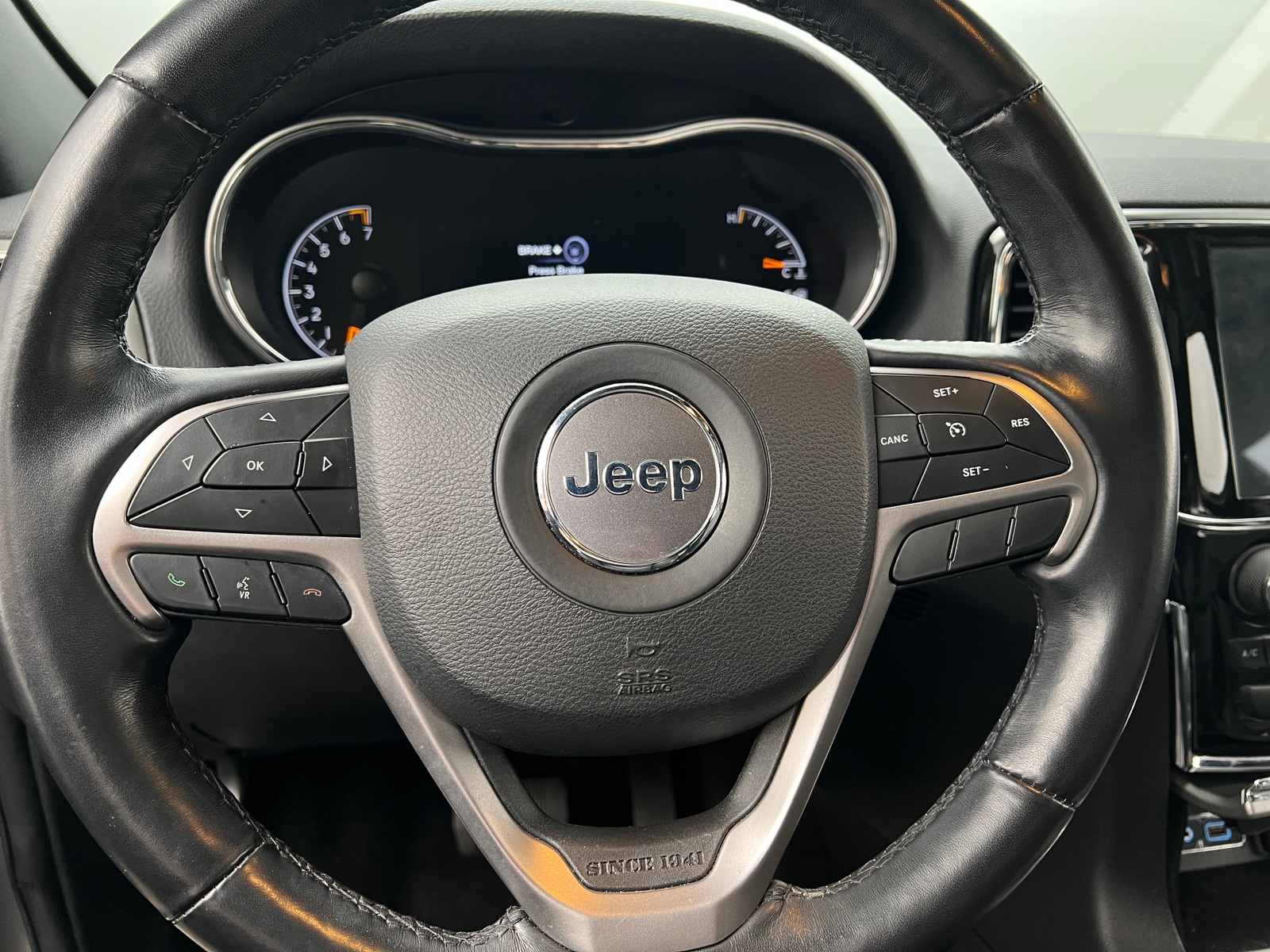 Thumbnail: 2021 Jeep Grand Cherokee - 4