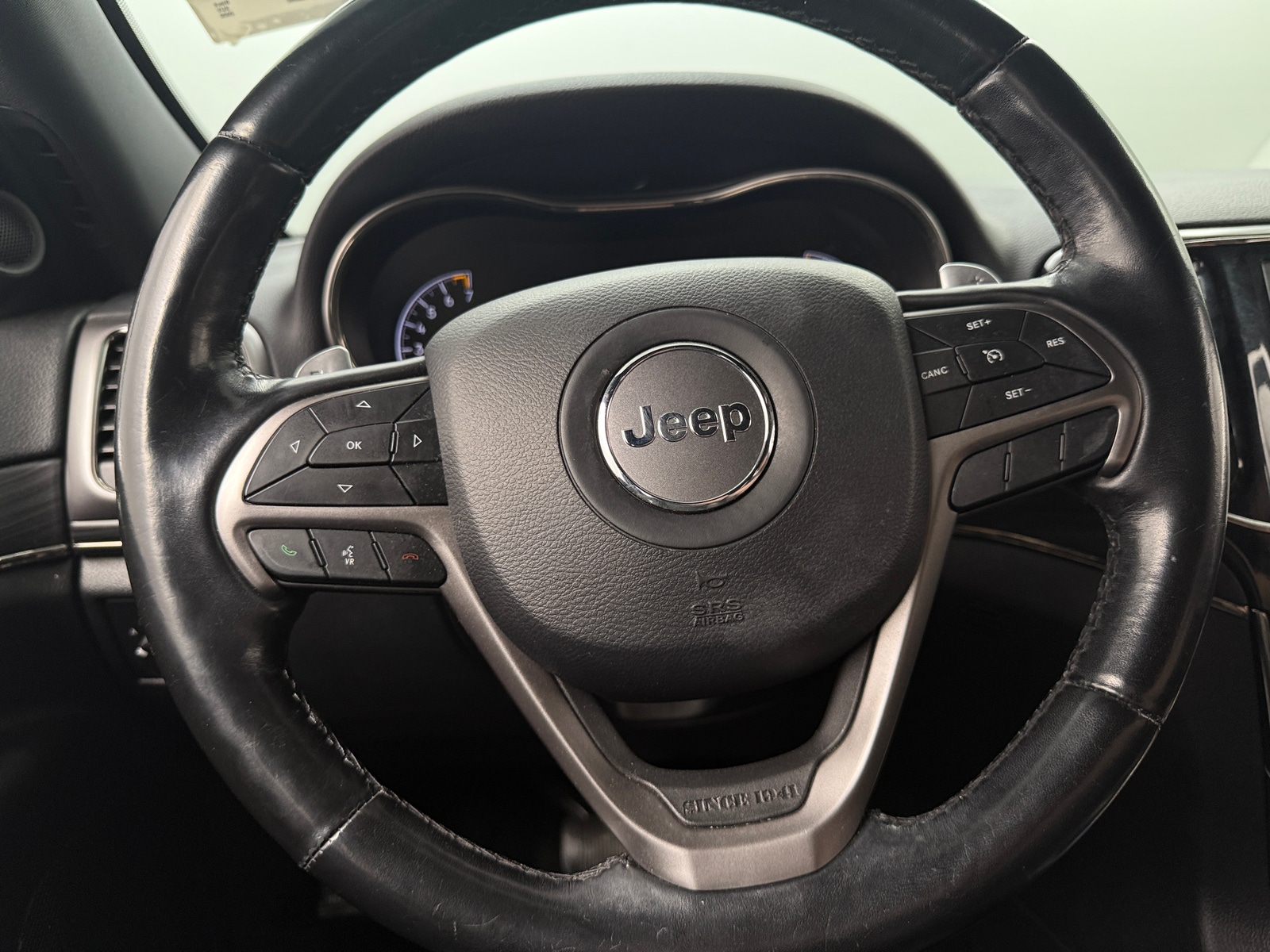 Thumbnail: 2020 Jeep Grand Cherokee - 4