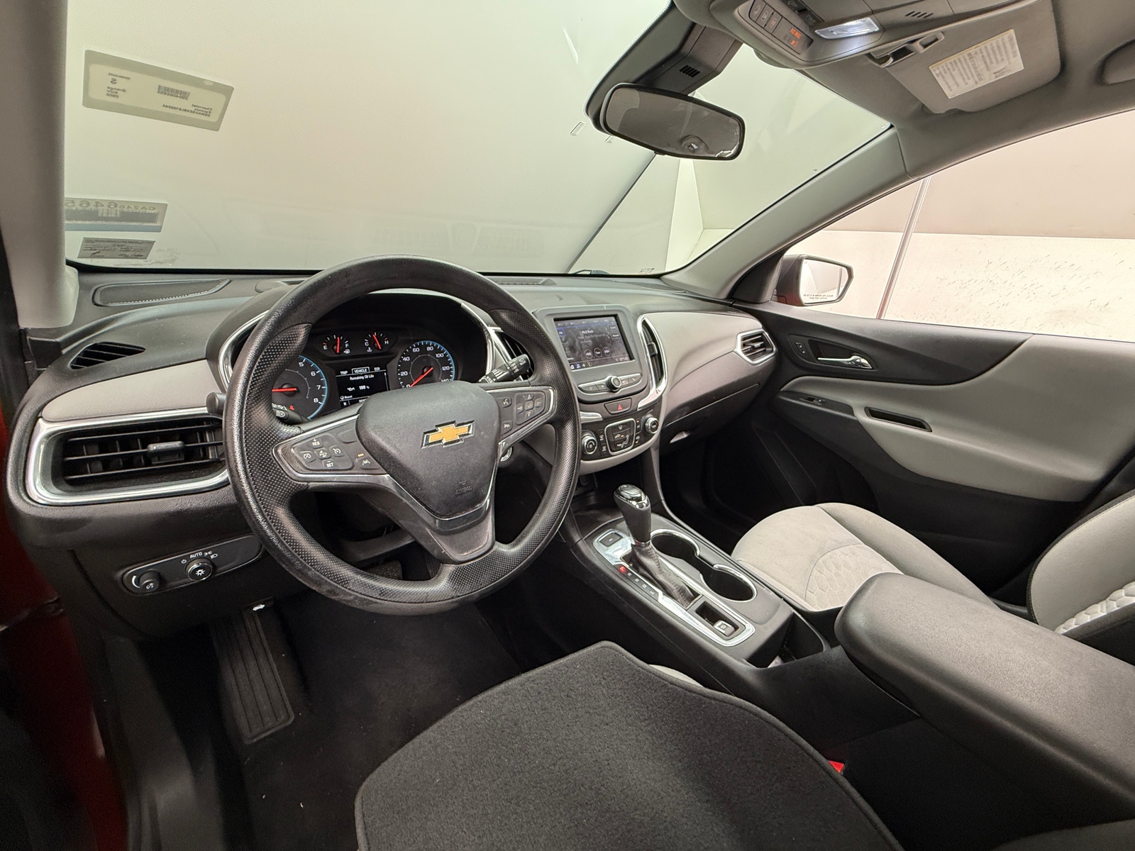 Thumbnail: 2020 Chevrolet Equinox - 3