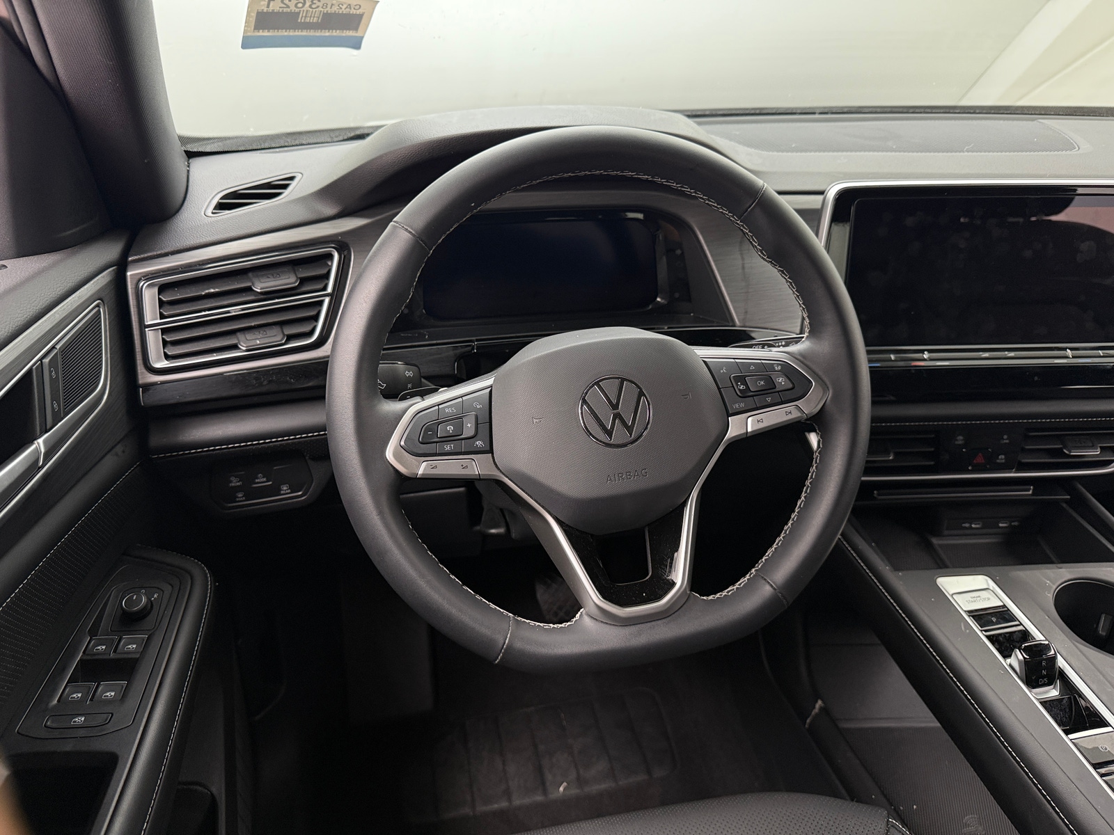 Thumbnail: 2024 Volkswagen Atlas - 4