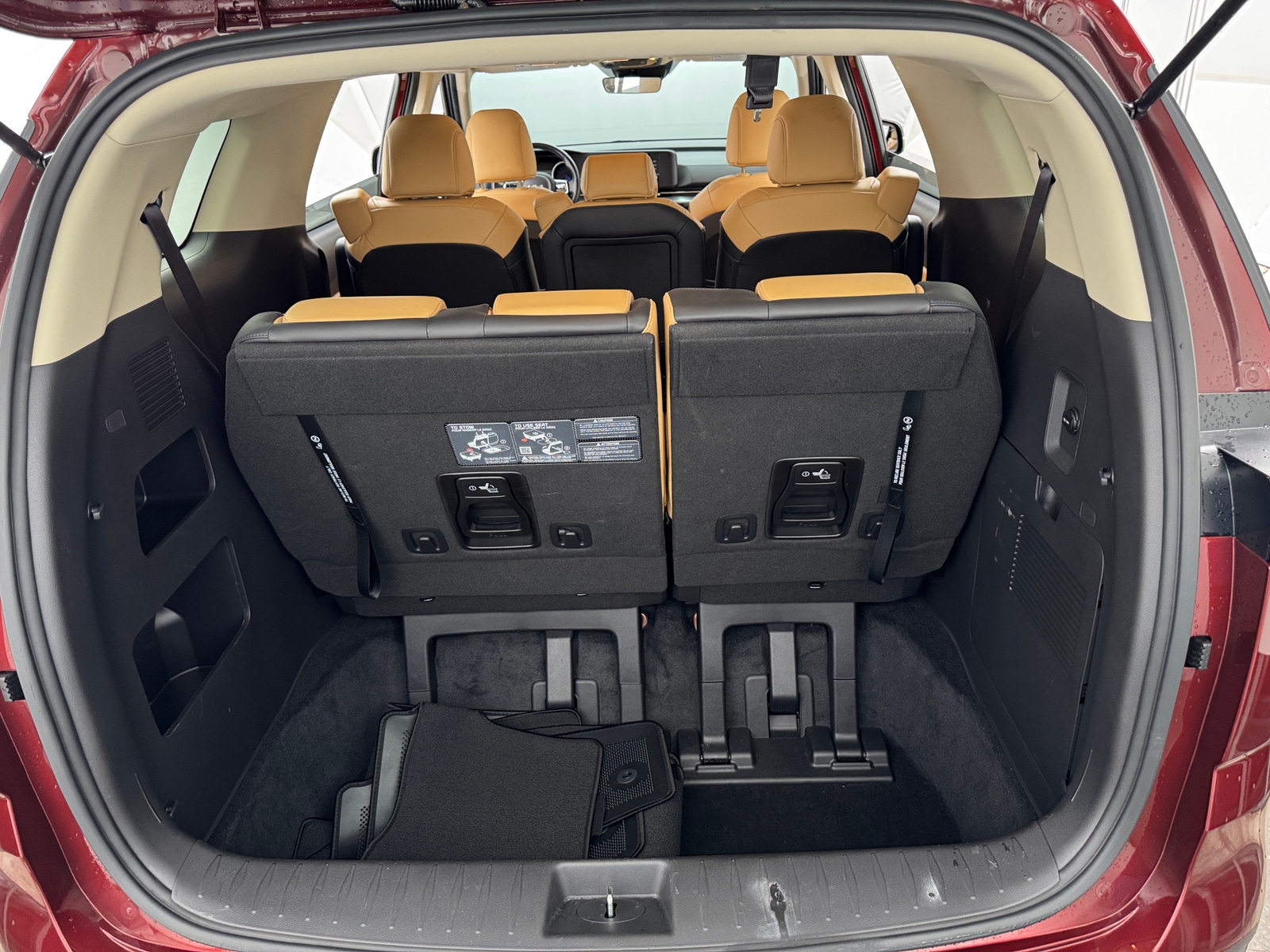 Thumbnail: 2024 Kia Carnival - 6
