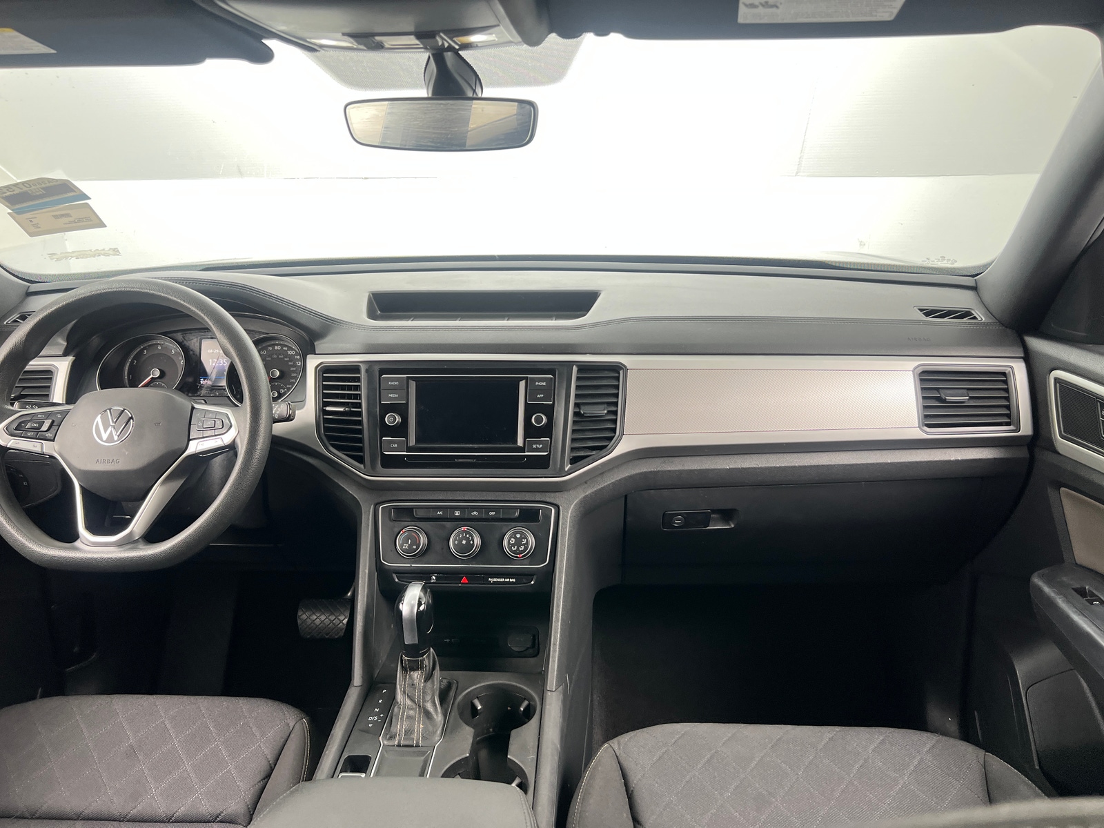 Thumbnail: 2021 Volkswagen Atlas - 3