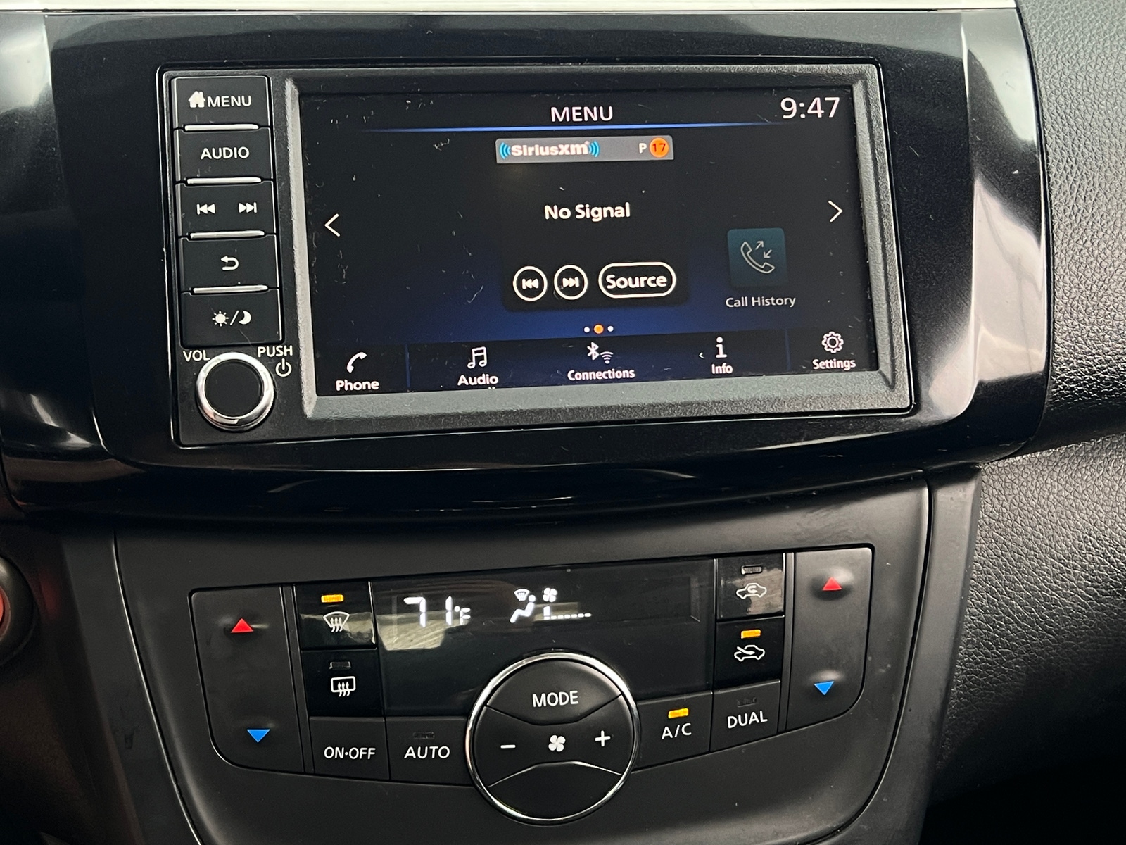 Thumbnail: 2019 Nissan Sentra - 4