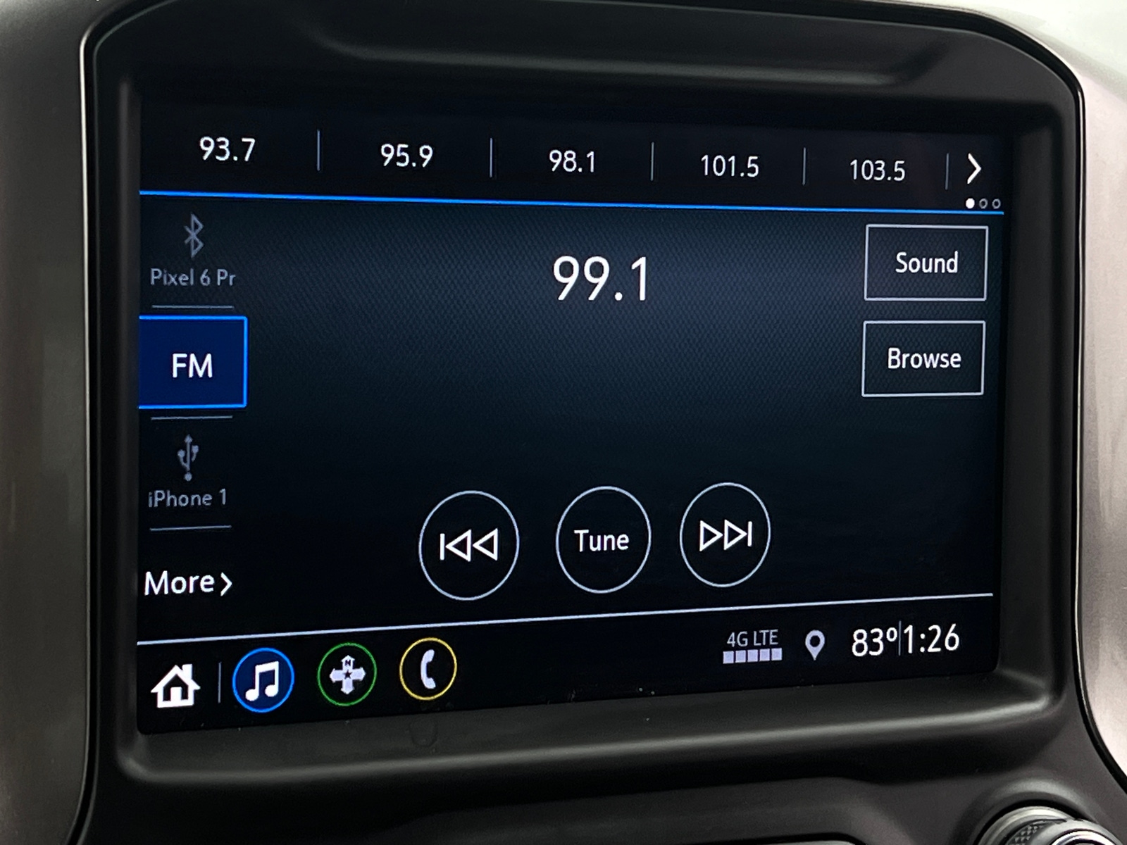 Thumbnail: 2021 Chevrolet Silverado 1500 - 4