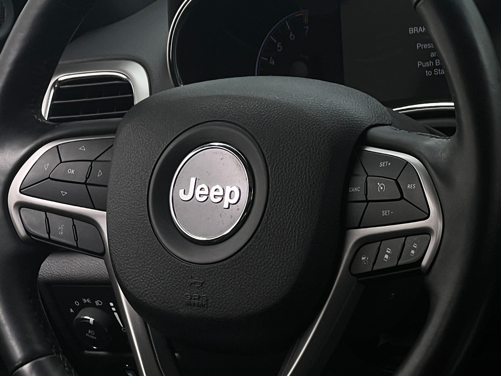 Thumbnail: 2018 Jeep Grand Cherokee - 4