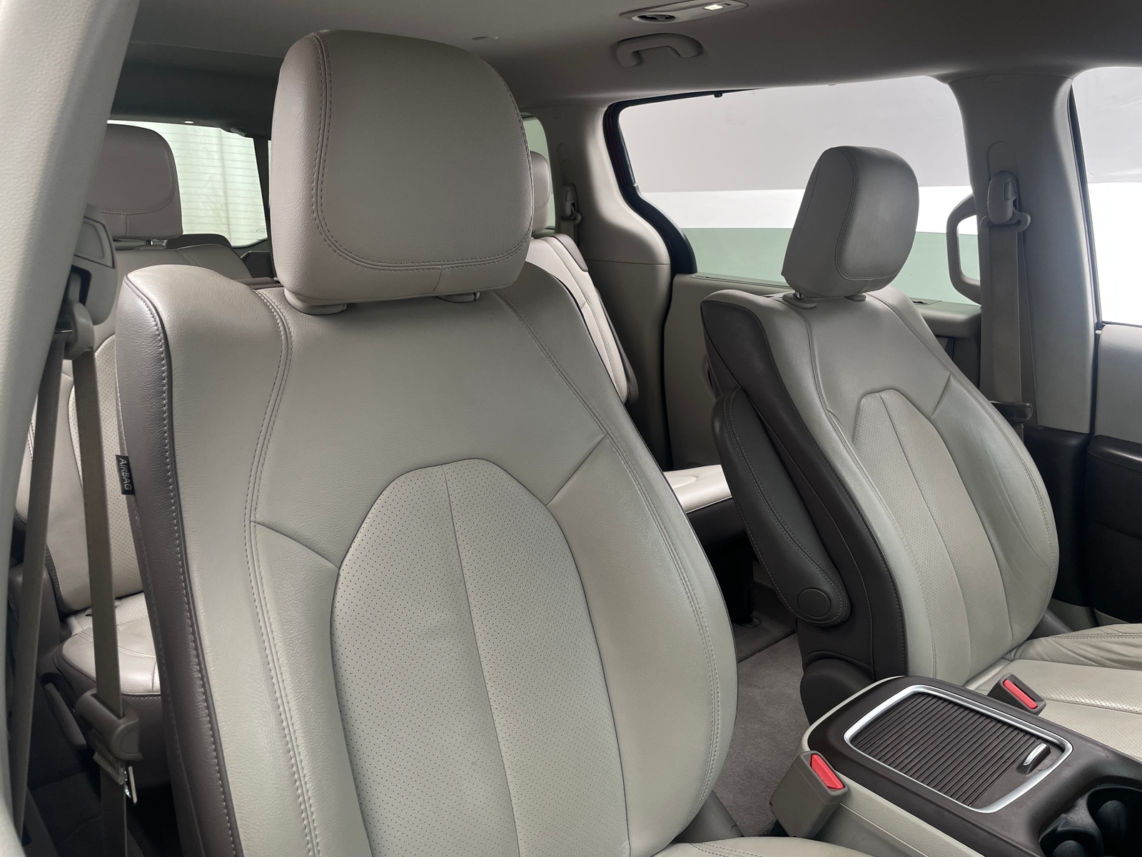 Thumbnail: 2018 Chrysler Pacifica - 2