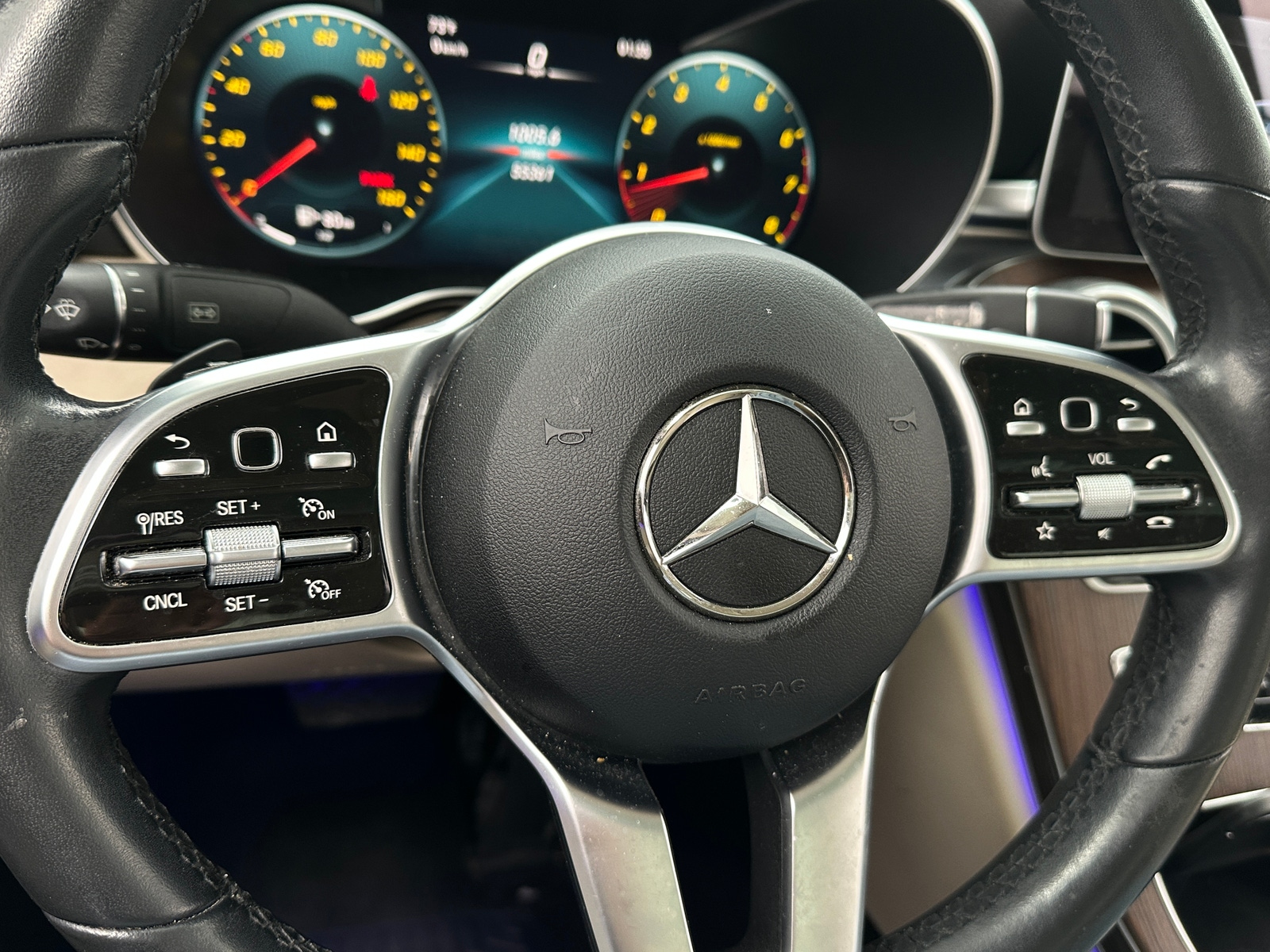 Thumbnail: 2021 Mercedes-Benz C-Class - 4