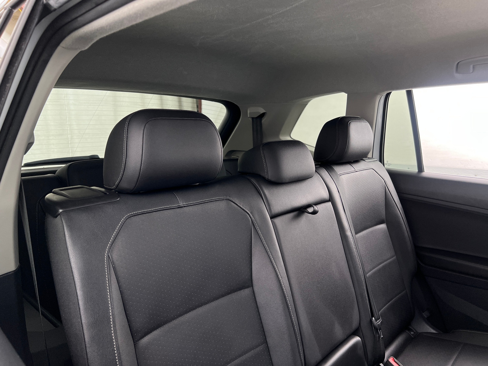 Thumbnail: 2020 Volkswagen Tiguan - 5