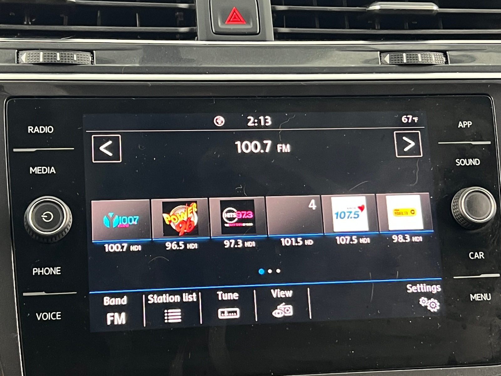 Thumbnail: 2020 Volkswagen Tiguan - 3