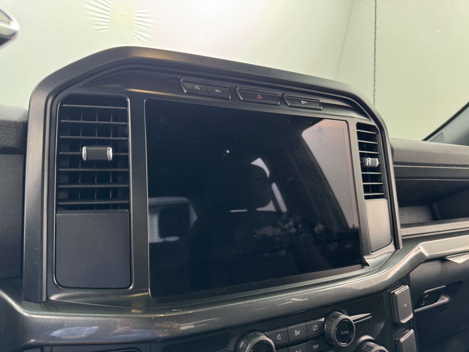 Thumbnail: 2024 Ford Econoline - 4