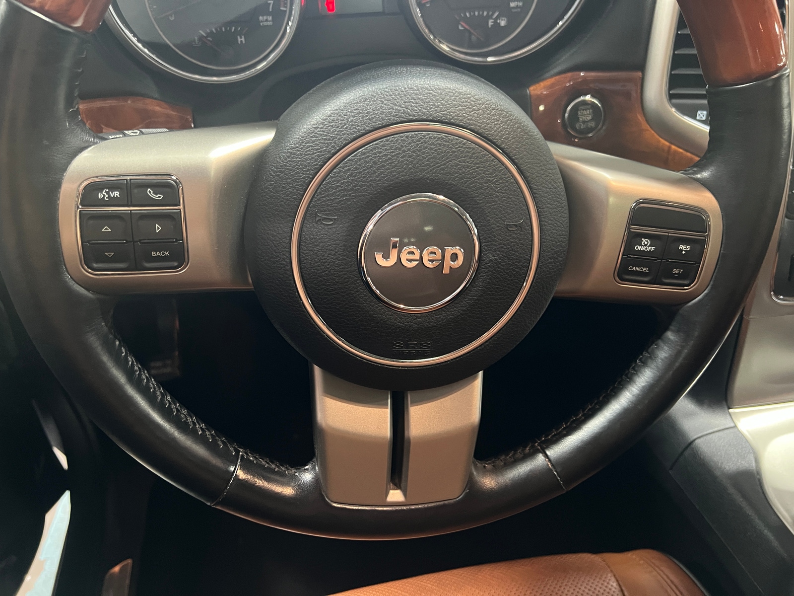 Thumbnail: 2012 Jeep Grand Cherokee - 4